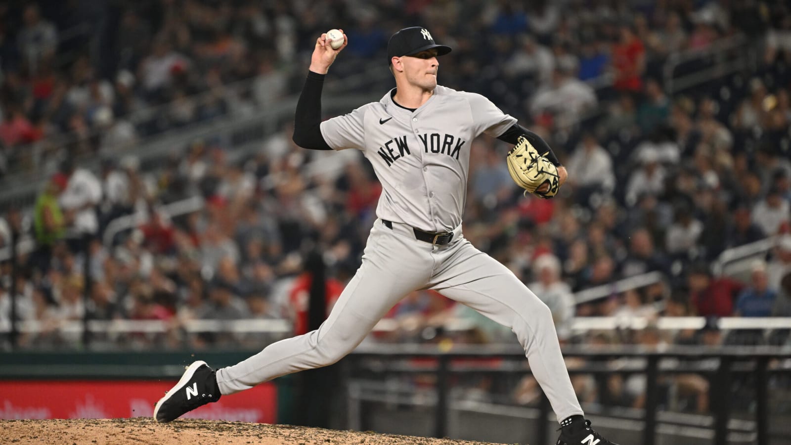Injured Yankees reliever could return with deep playoff run