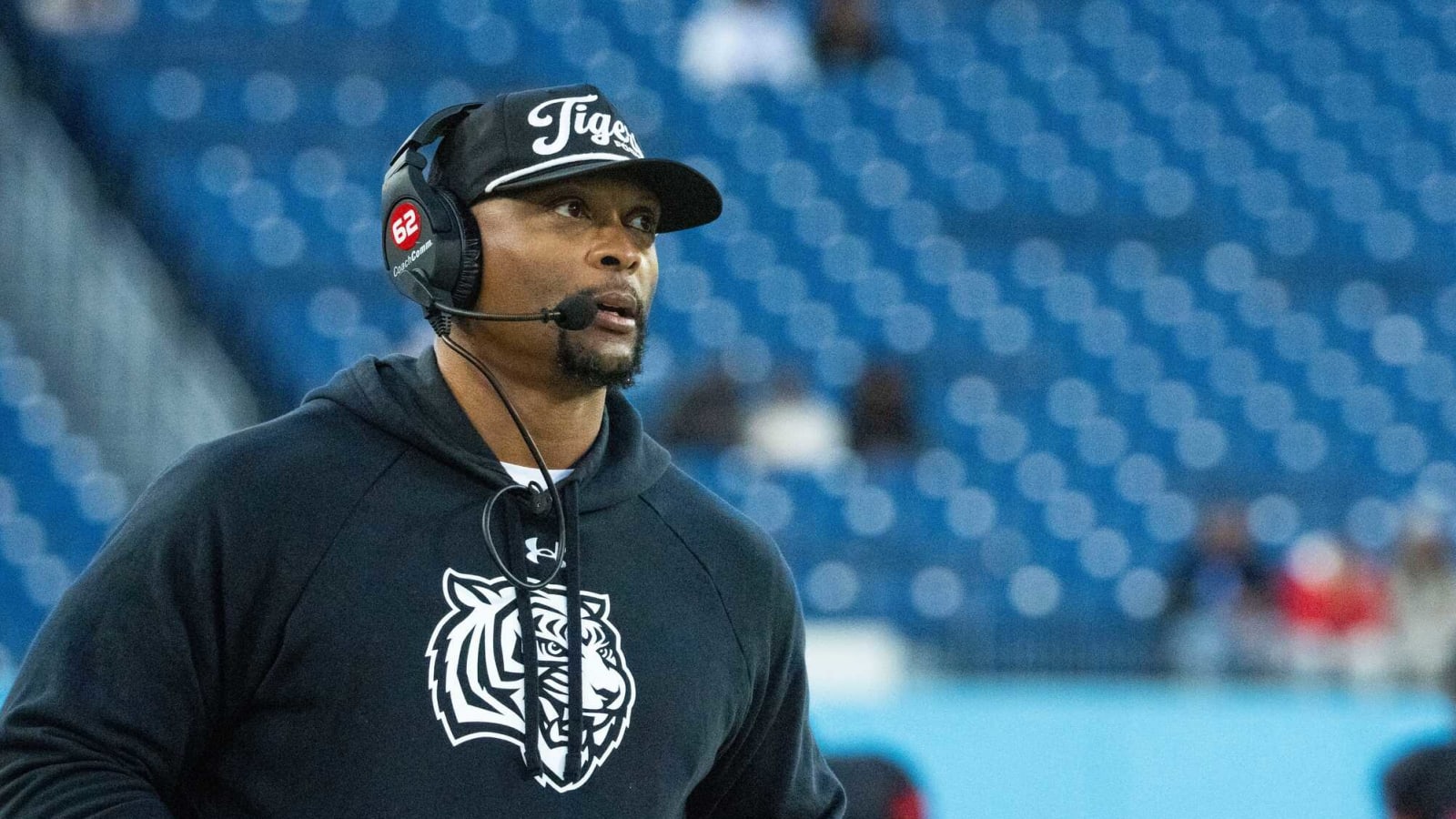 Chicago Bears to interview an unexpected head coaching candidate: Report