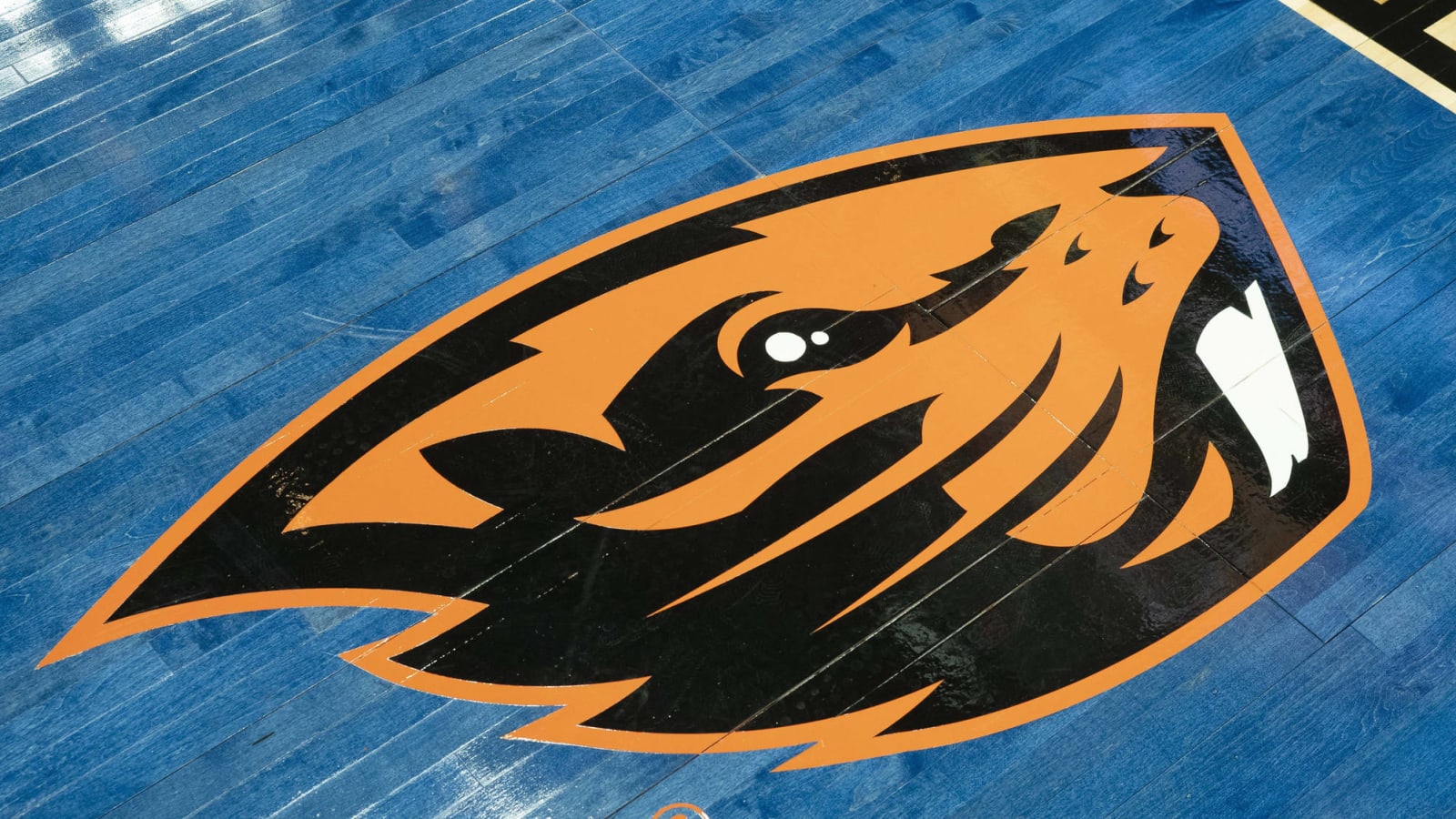 Oregon St. announcer Mike Parker 'fine' after attack in Indy