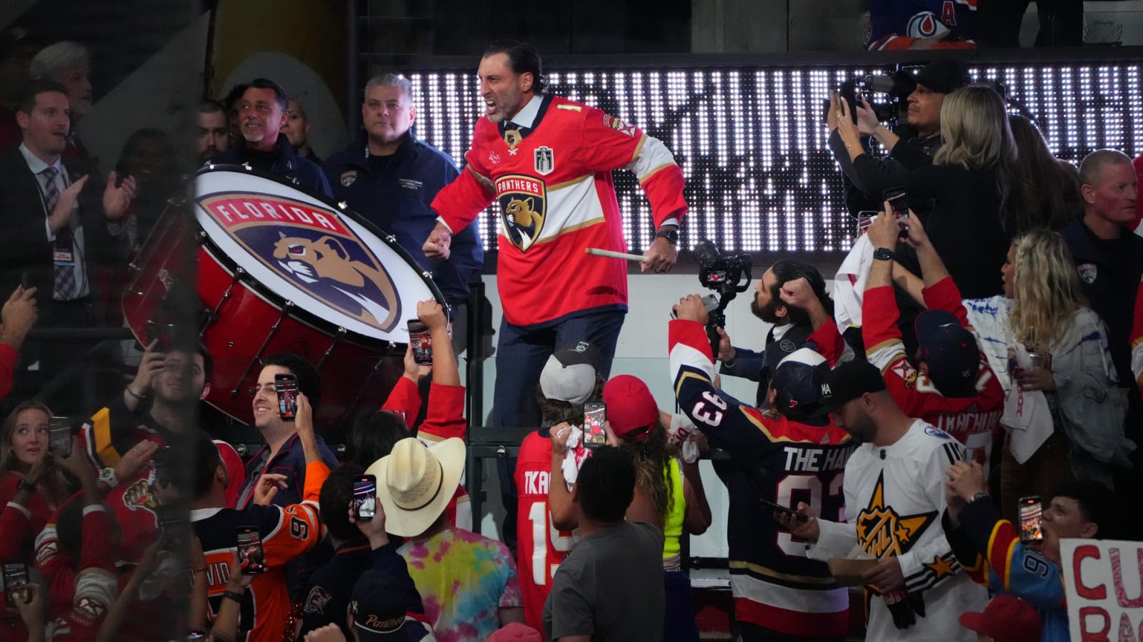 Roberto Luongo Is Finally A Stanley Cup Champion