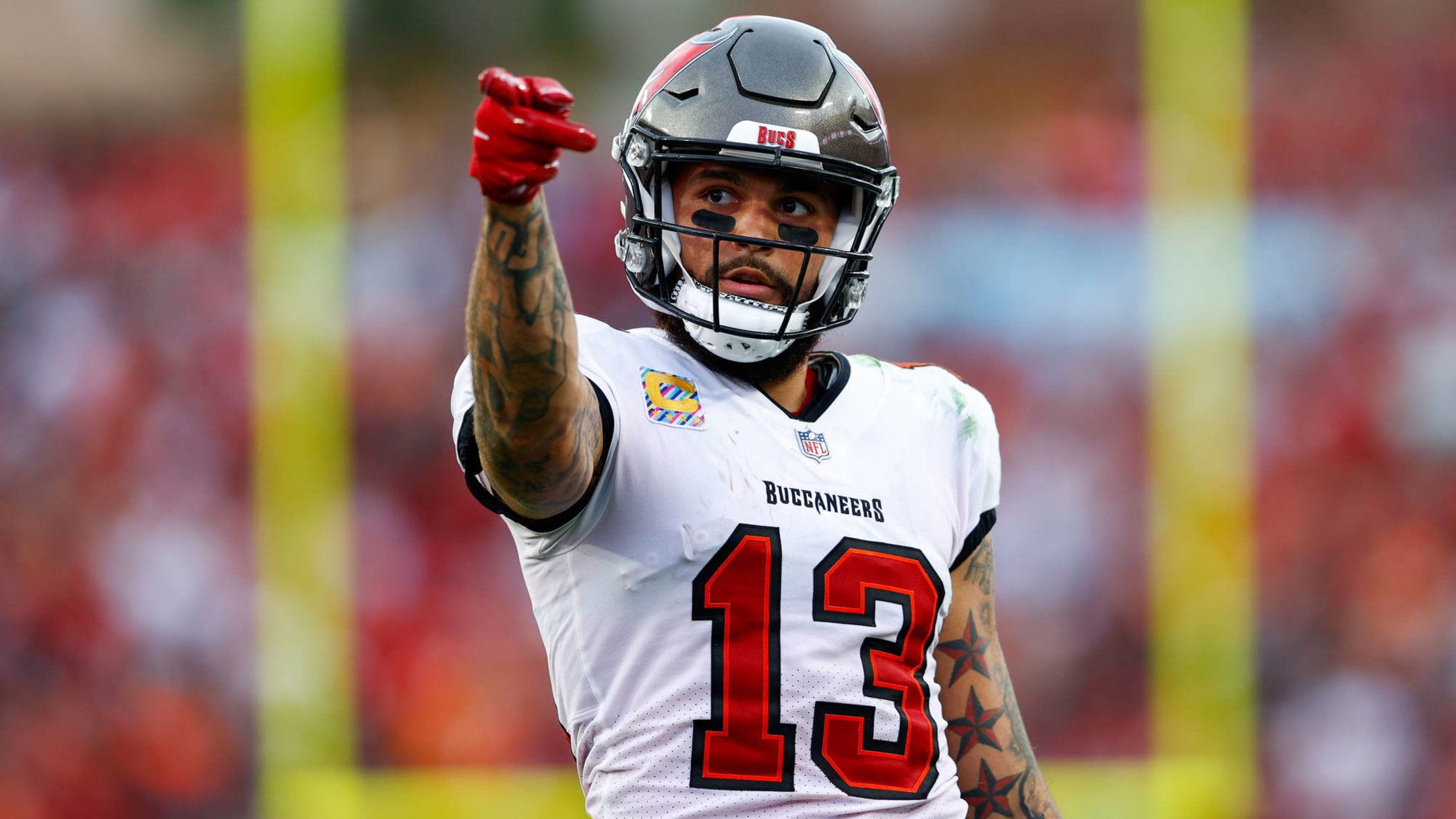 Star WR Mike Evans spreads the light after dark past