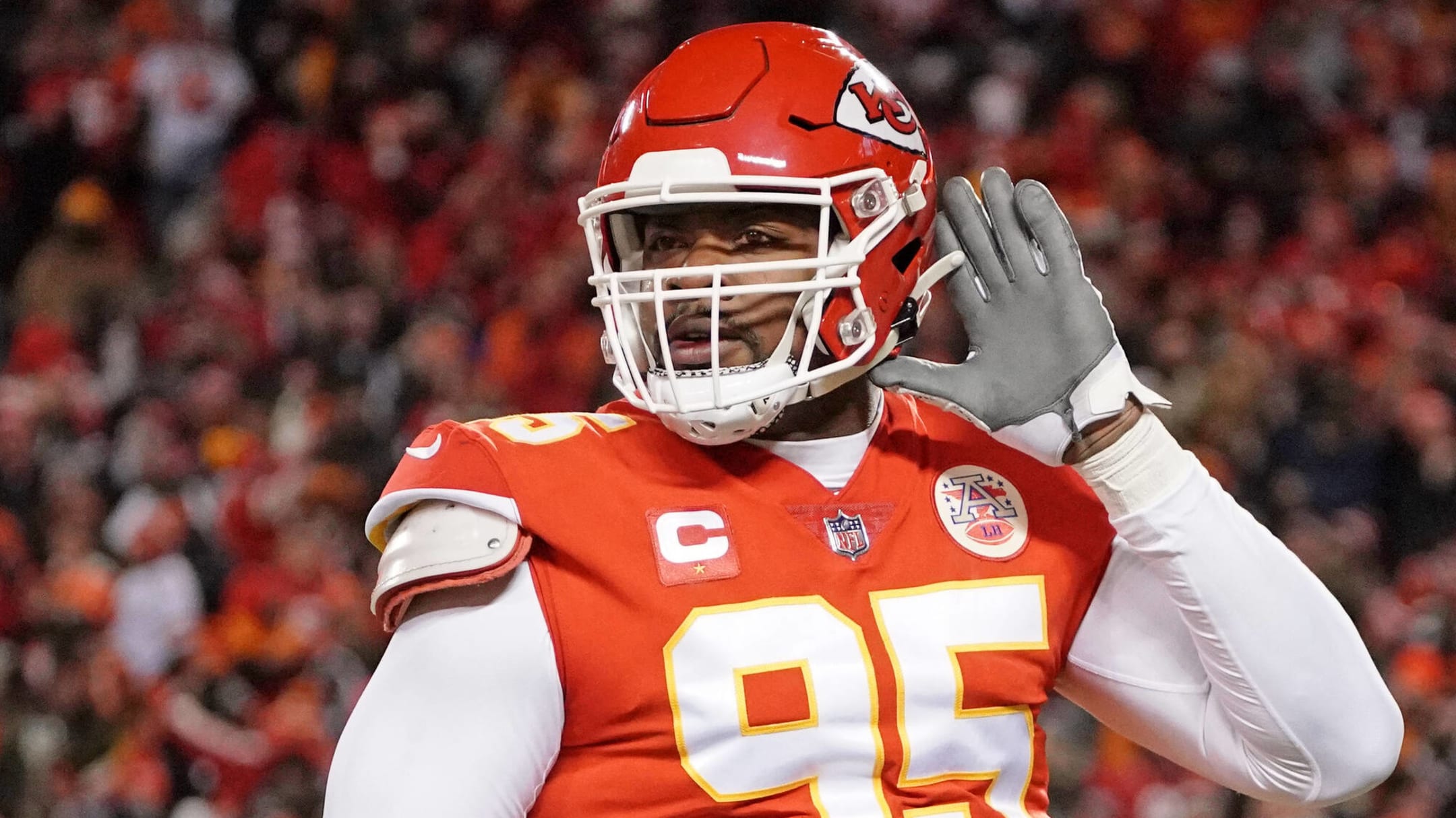 Chris Jones watches Chiefs' season opener from suite amid contract holdout