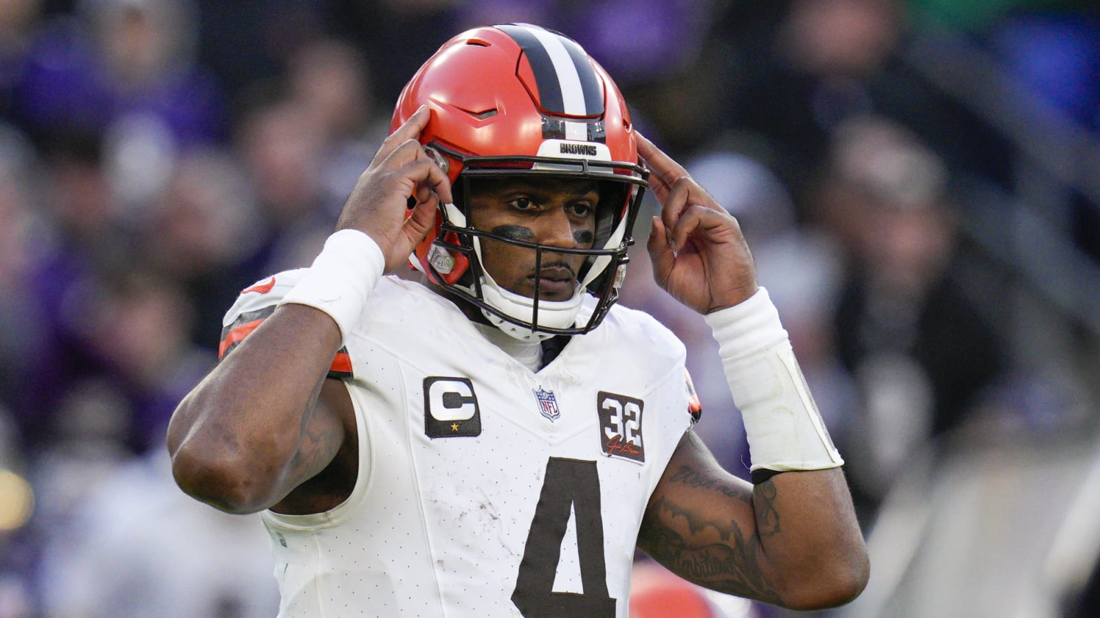 Cleveland columnist rips Watson, Browns after controversial comments