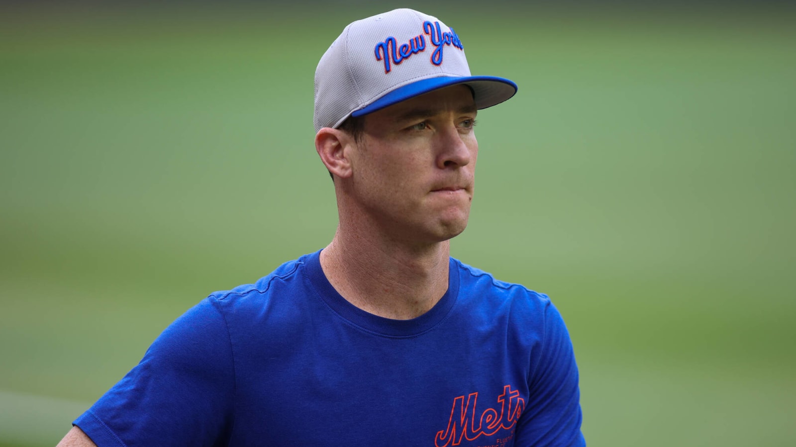 Mets release veteran infielder