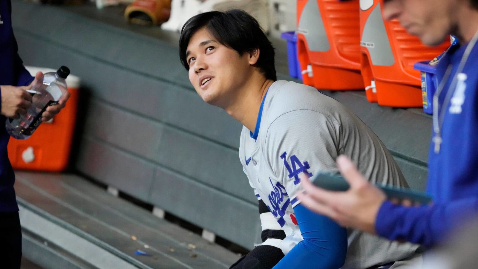 Dodgers Gifted Toys To Shohei Ohtani’s Dog ‘Dekopin’ During Free Agency