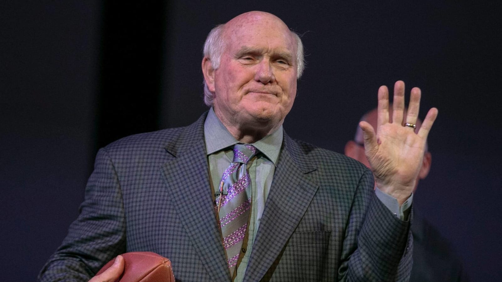 Steelers&#39; Terry Bradshaw Made Jimmy Kimmel An Unwilling Victim Of His Practical Joke