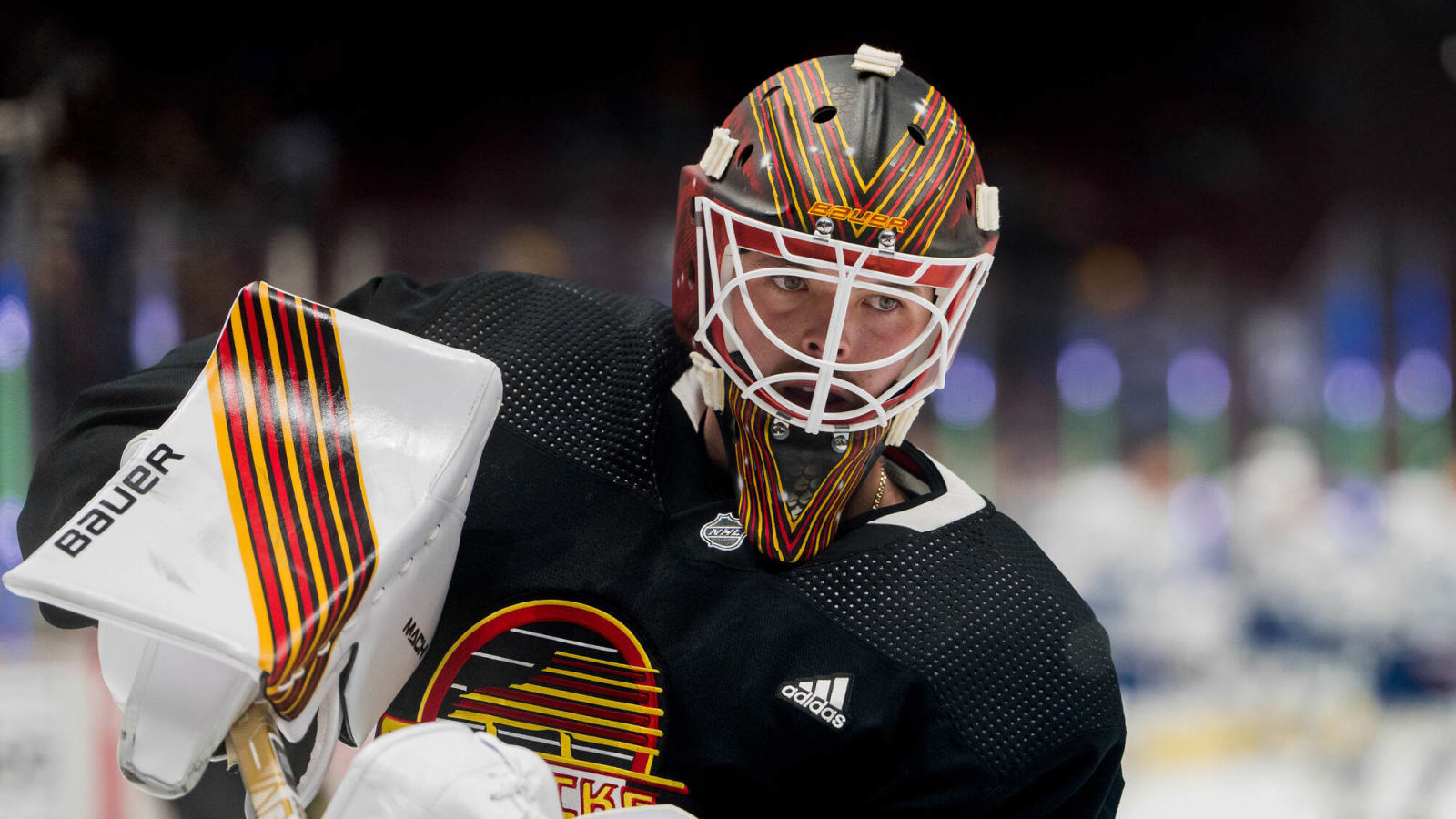 Columbus Blue Jackets claim goaltender off waivers