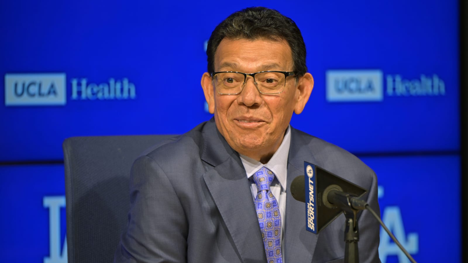 Dodgers legend reportedly hospitalized
