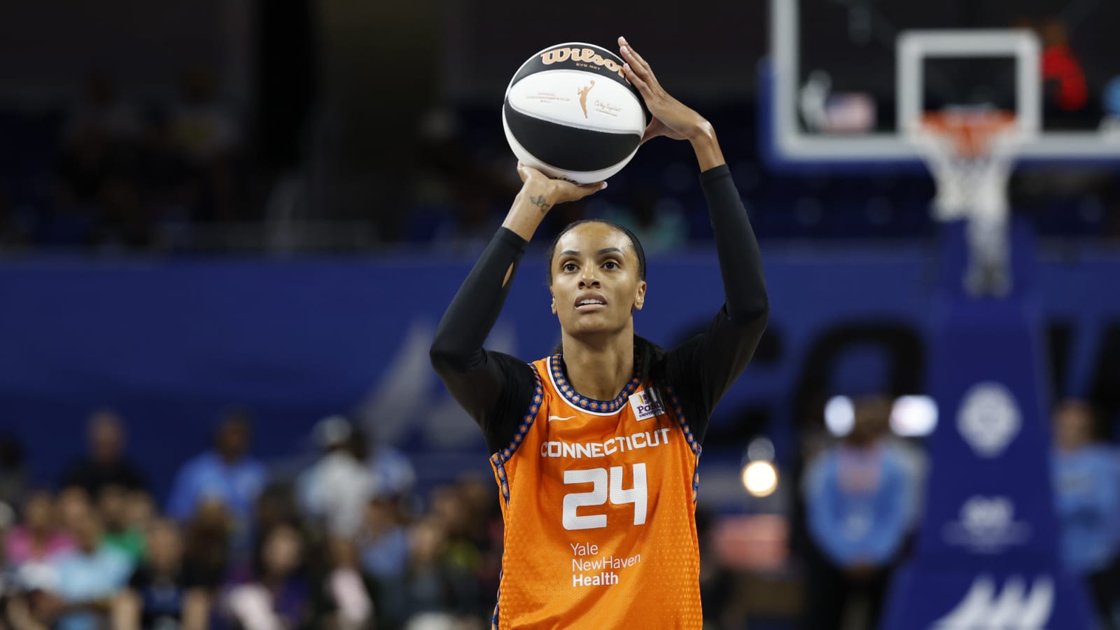 WNBA: Minnesota Lynx at Connecticut Sun – Notes From the Office