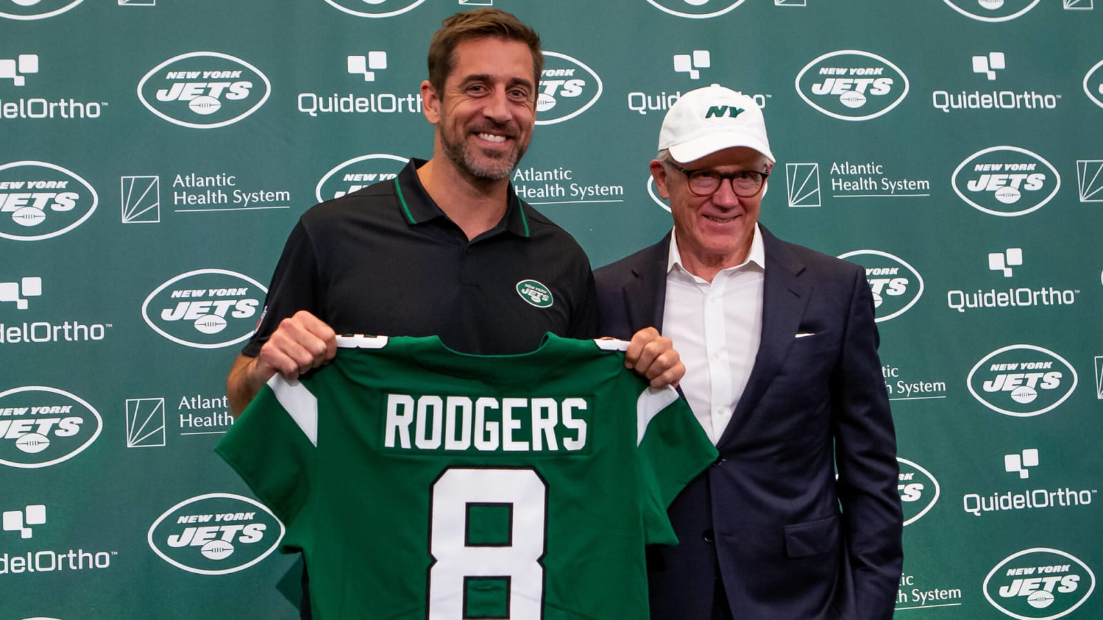 Jets working toward restructured contract with Aaron Rodgers