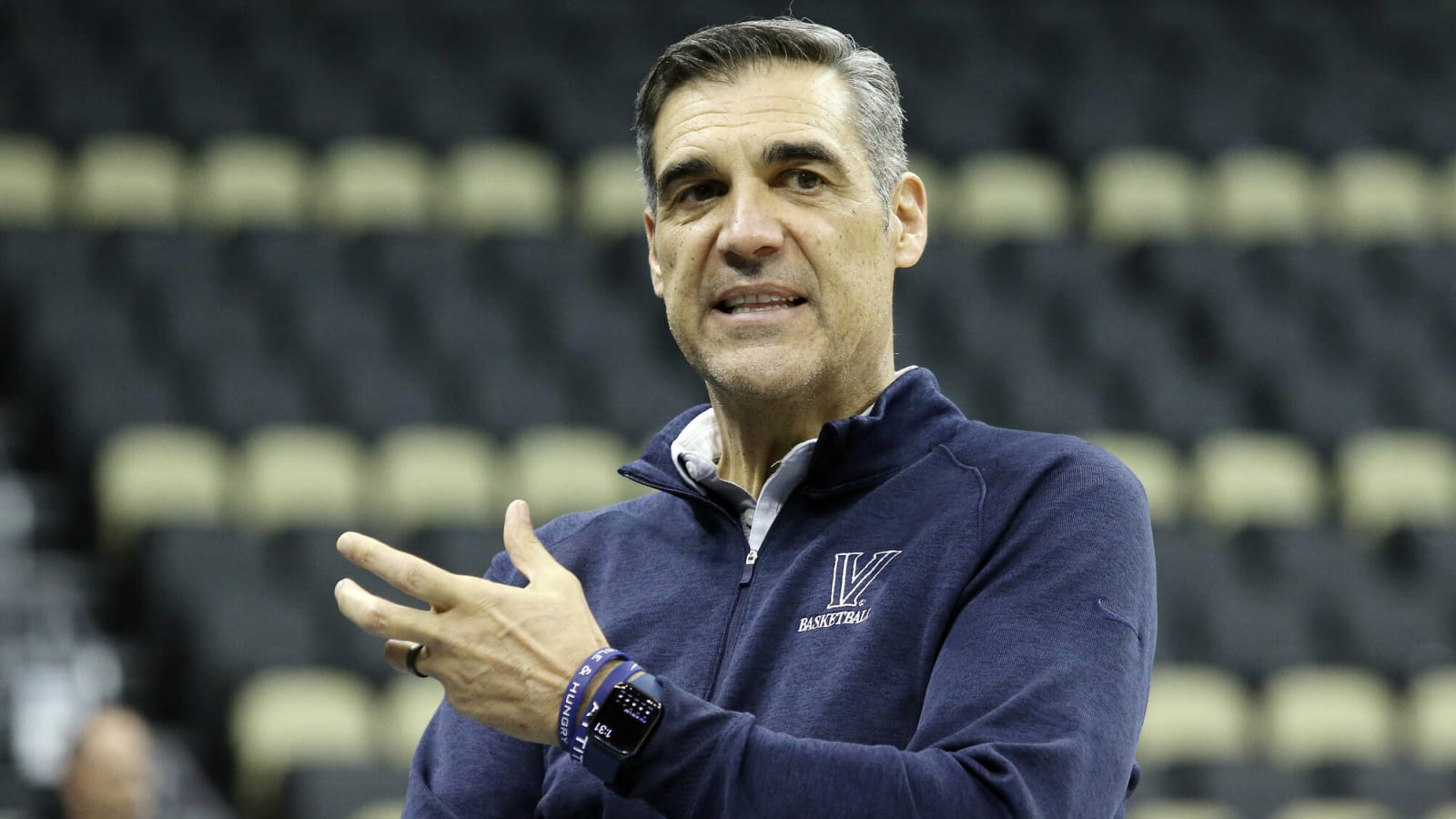 Villanova HC Jay Wright retires from coaching