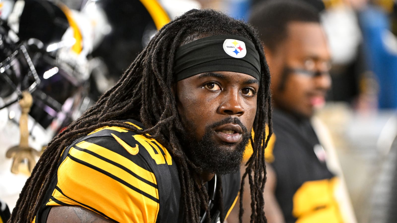 Steelers Cornerback Donte Jackson Leaves Game with Injury