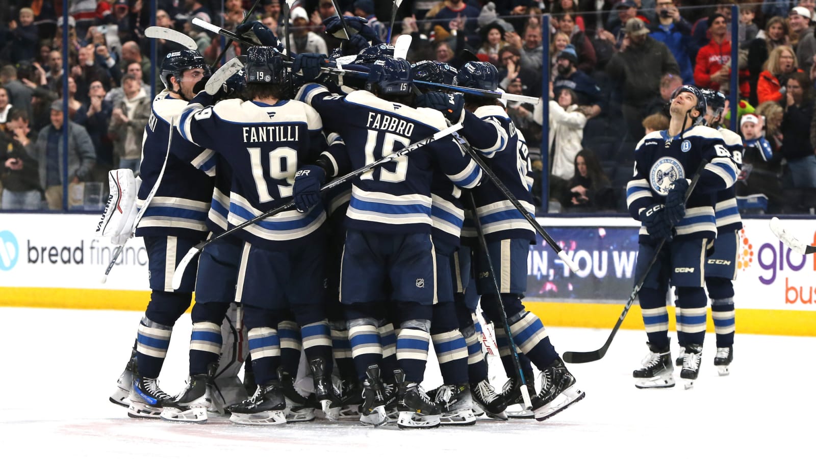 2025 NHL Stadium Series jerseys revealed for Red Wings, Blue Jackets