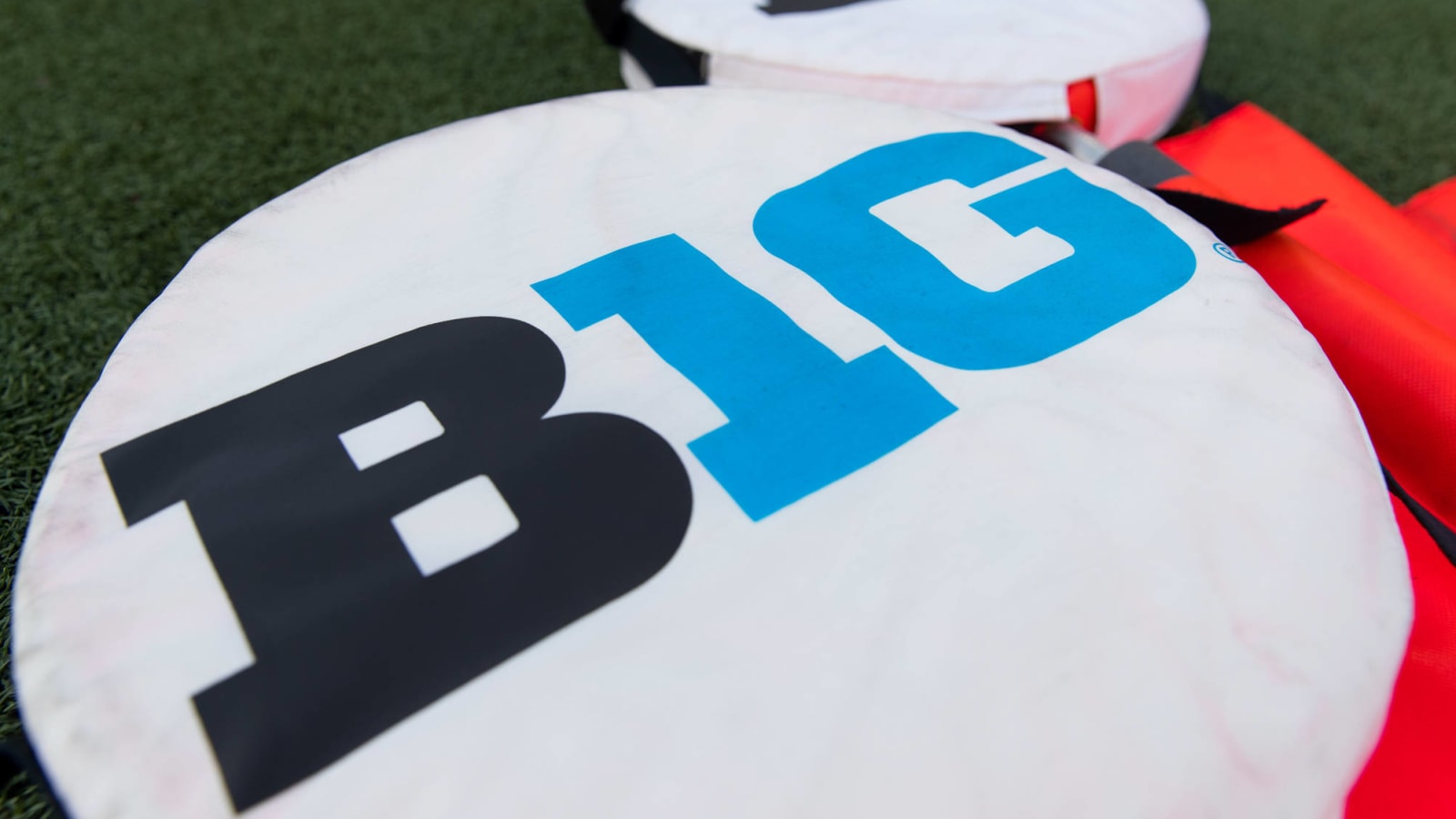 Report: Big Ten could make decision on 2020 college football season within next two weeks 