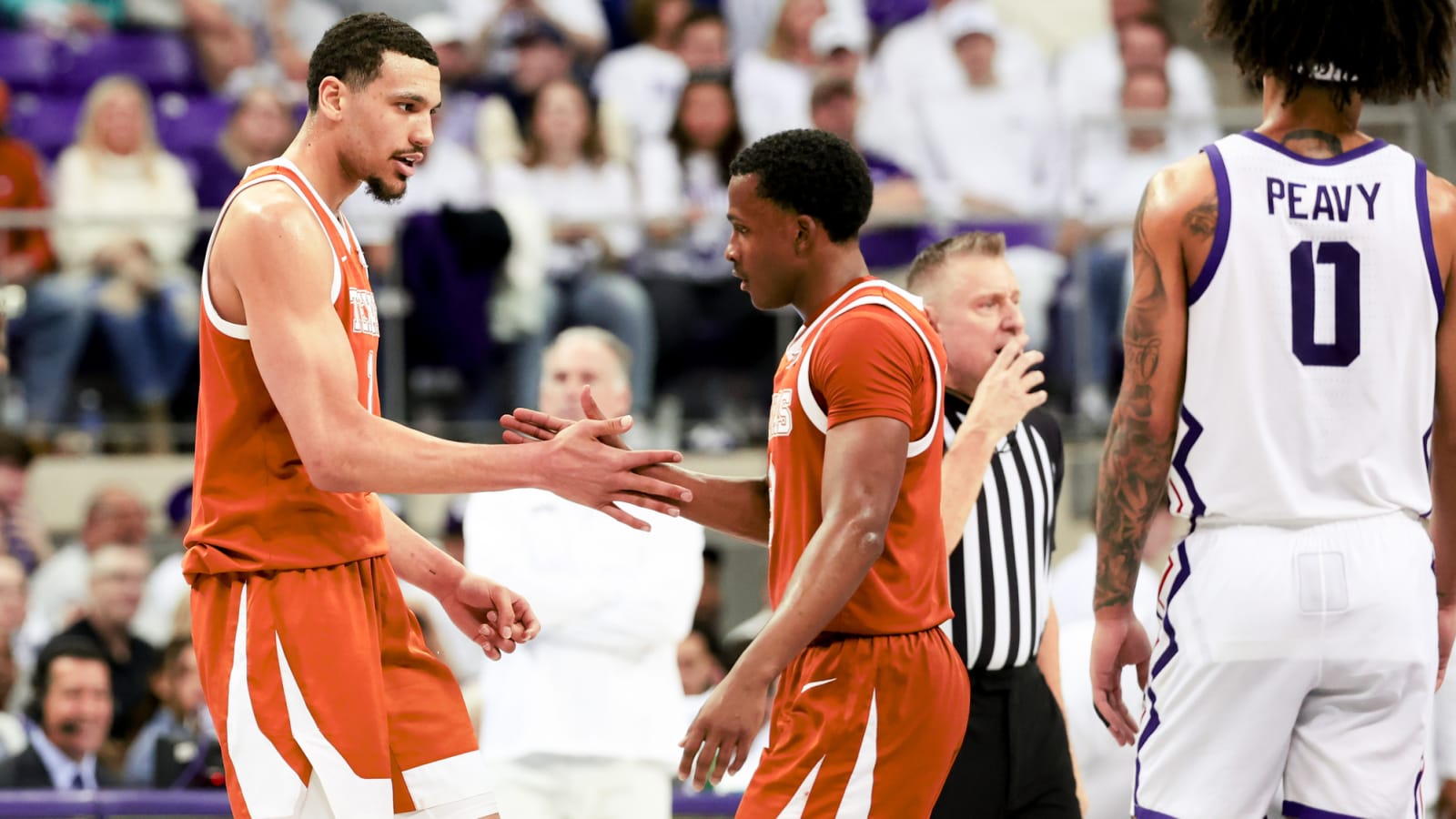 Texas duo Max Abmas, Dylan Disu sign undrafted free agent deals with Jazz, Raptors