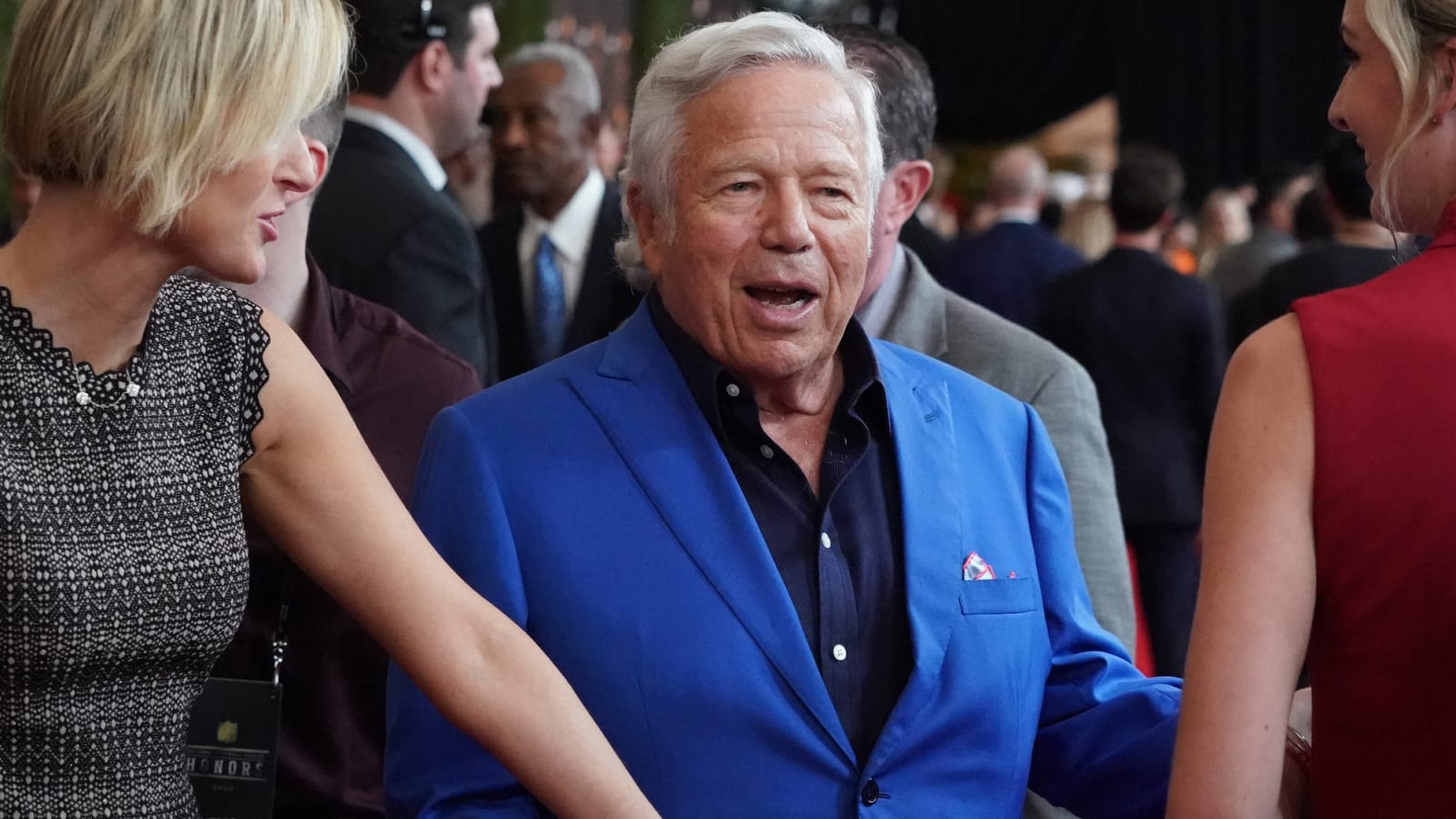 Bidding on Robert Kraft's Super Bowl LI ring surpasses $1M