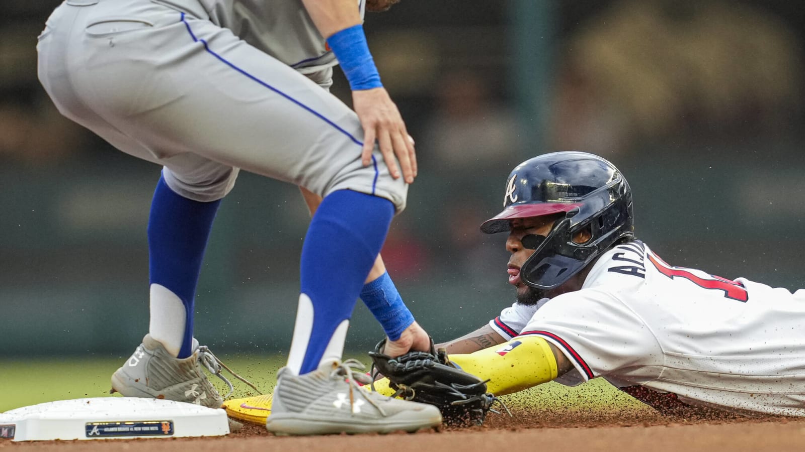 MLB Best Bets: Now that bags are bigger, who will lead MLB in stolen bases?