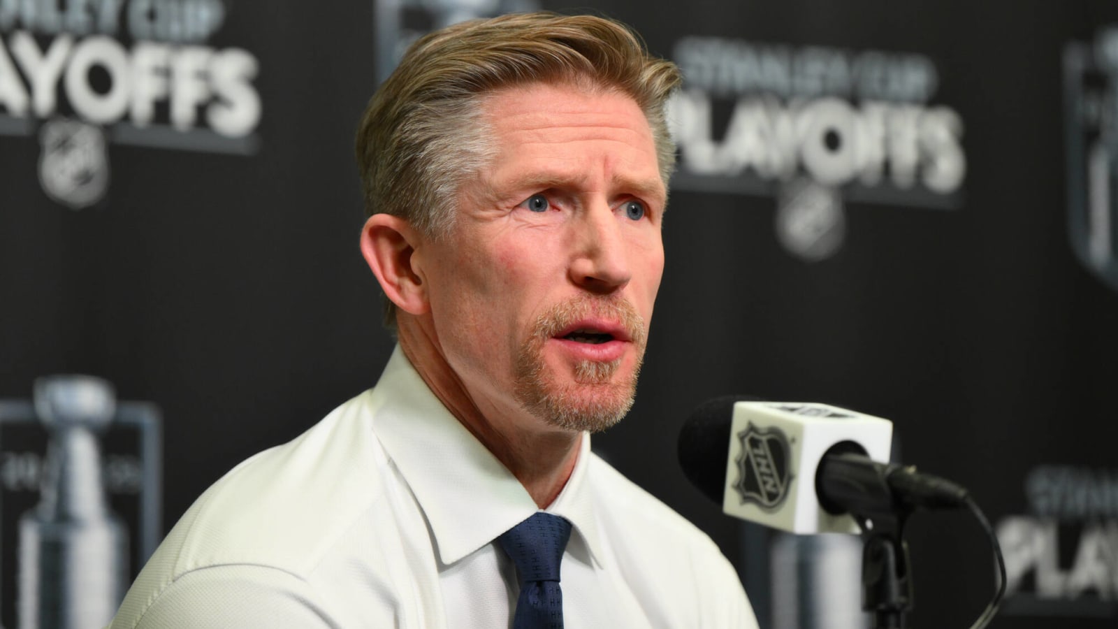 Kraken fire head coach Dave Hakstol