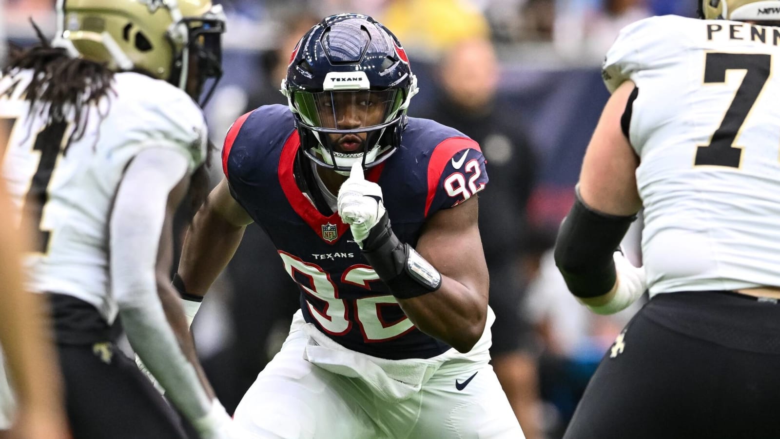 Texans DE completes cancer treatments