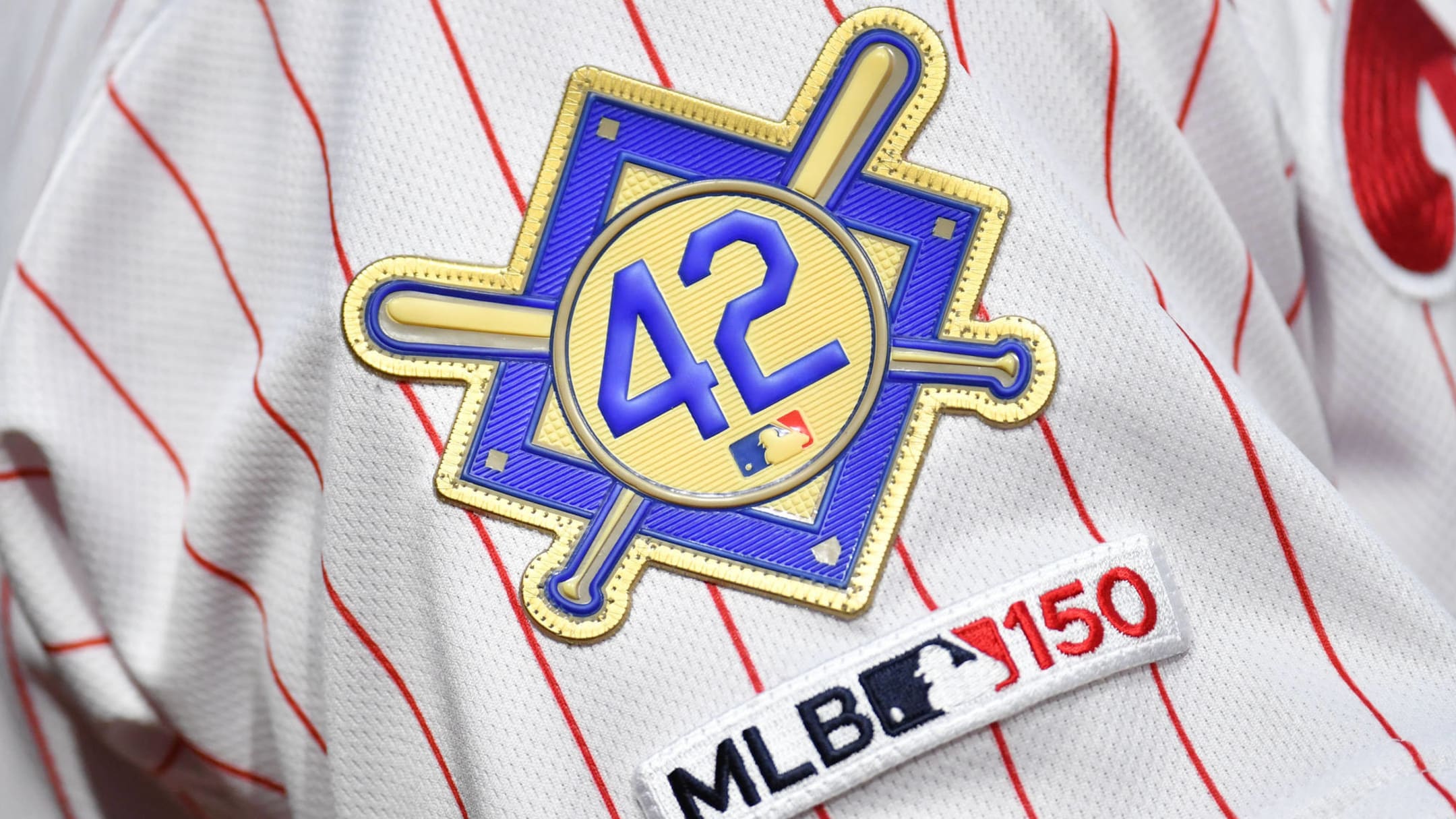 Teams across MLB honor Jackie Robinson's 'eternal' impact