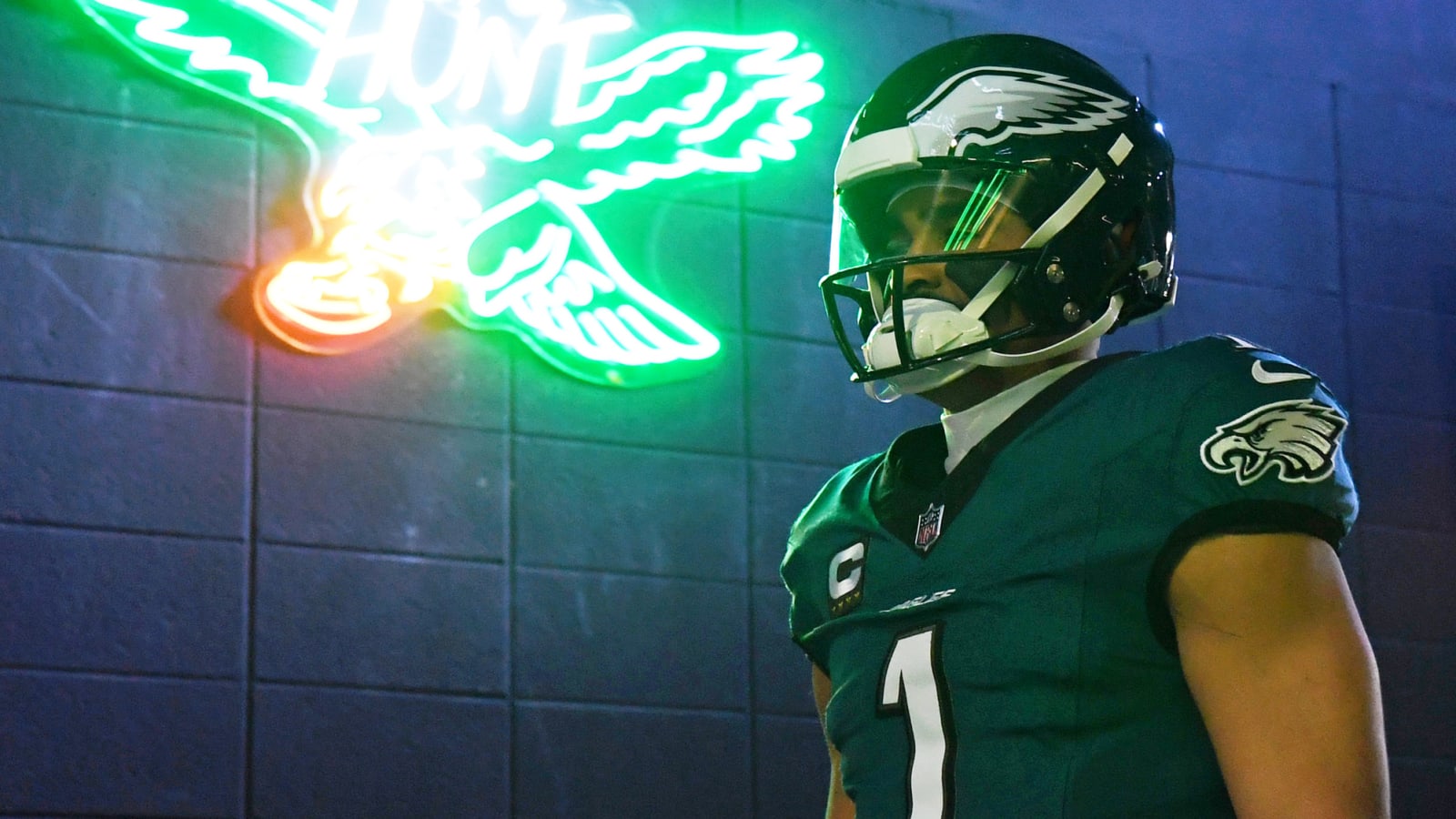 Rival team has strong feelings about Eagles’ tush push