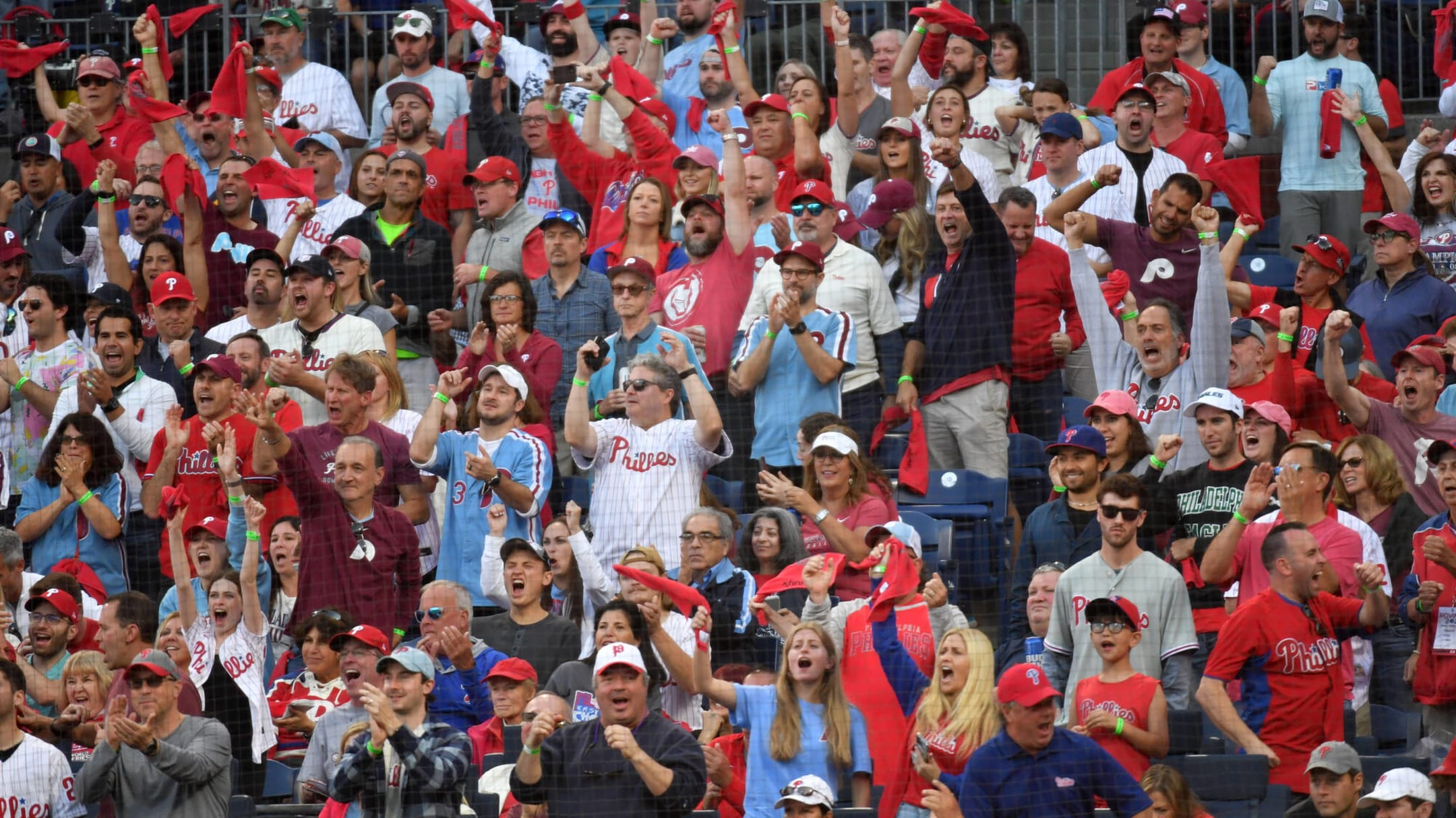 Phillies fans triggered noise notification warnings during Game 4 of the  NLDS
