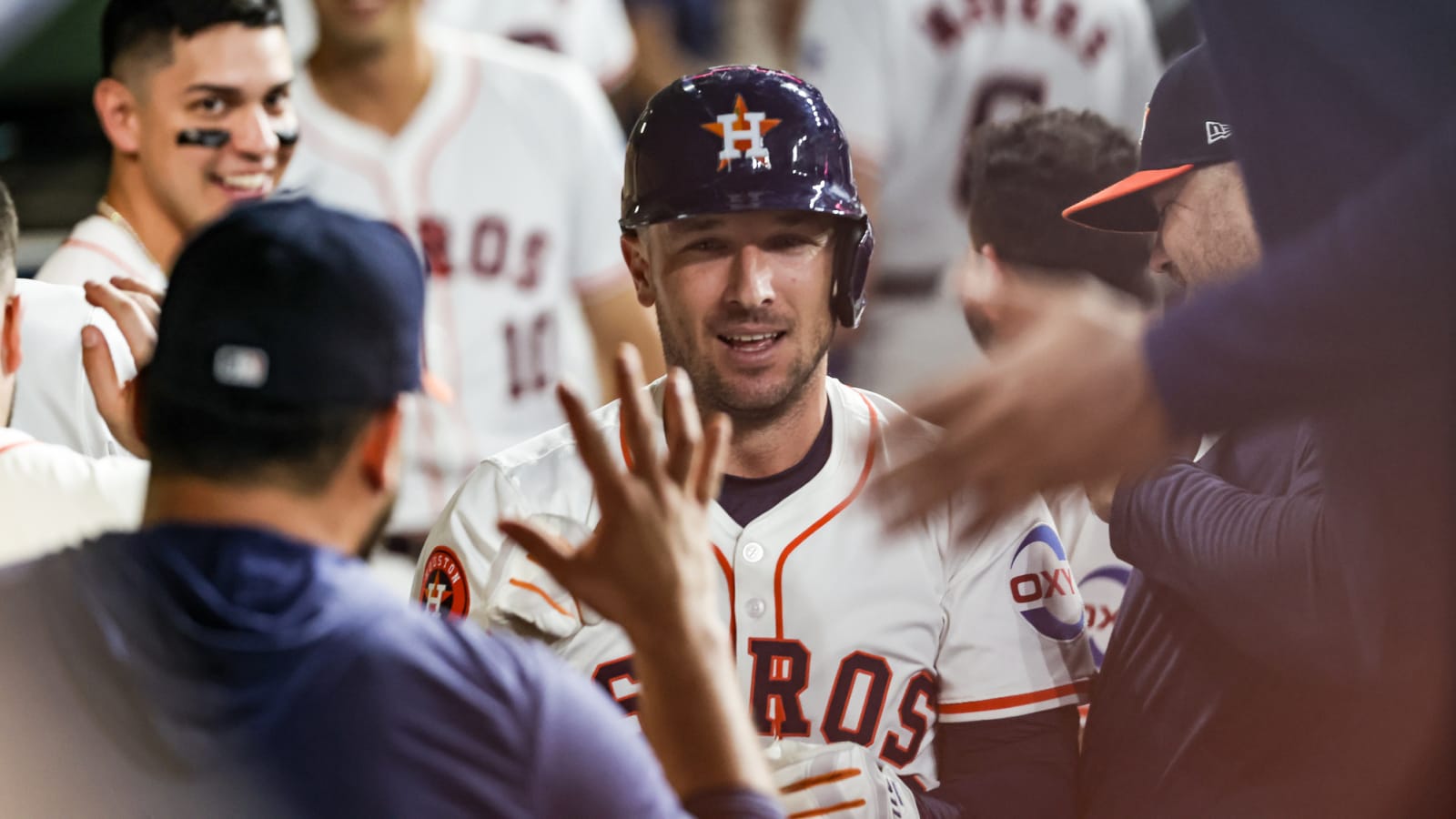 Blue Jays Interested In Alex Bregman, Luis Severino