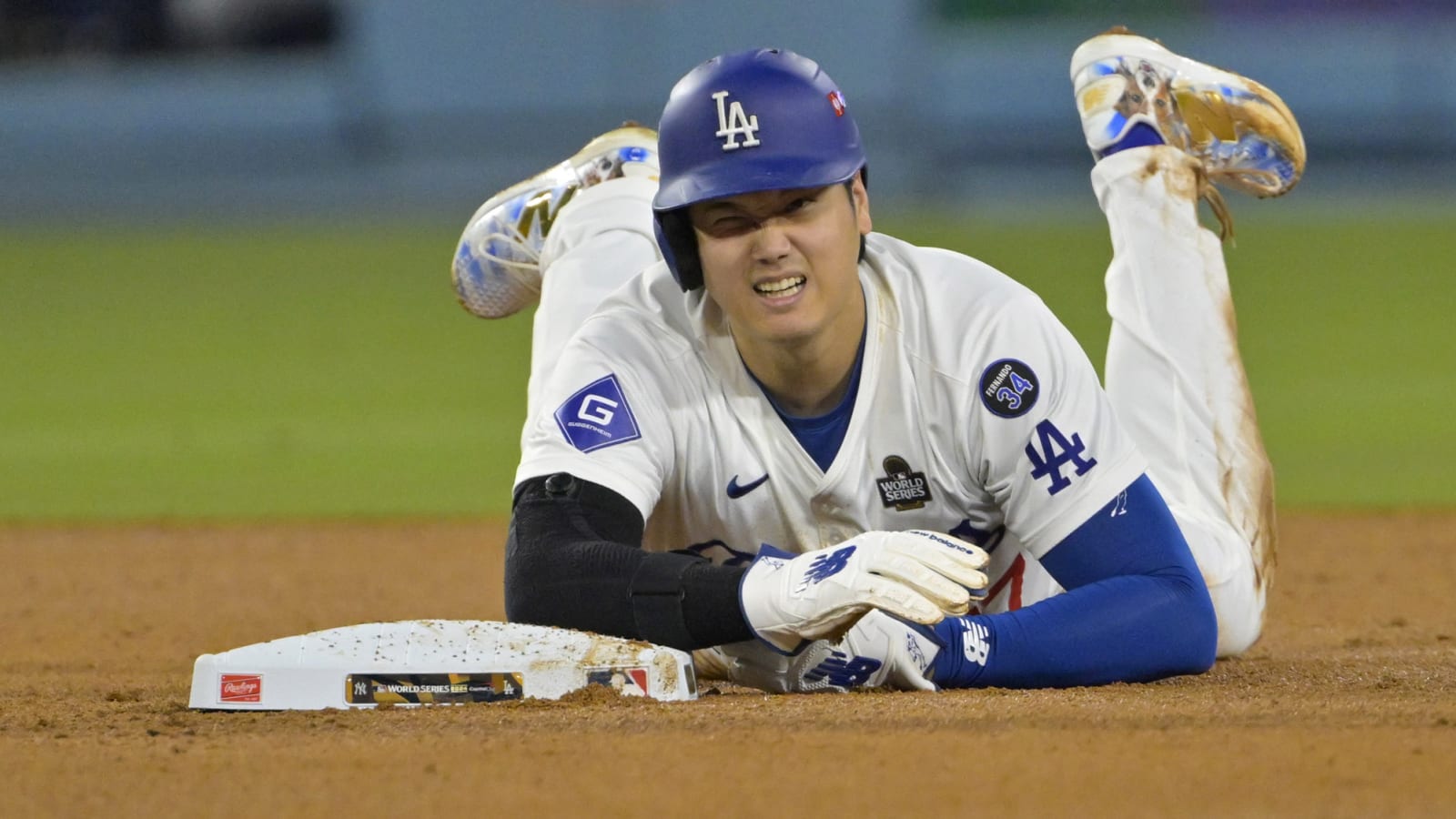 Watch: Shohei Ohtani injures shoulder in World Series Game 2