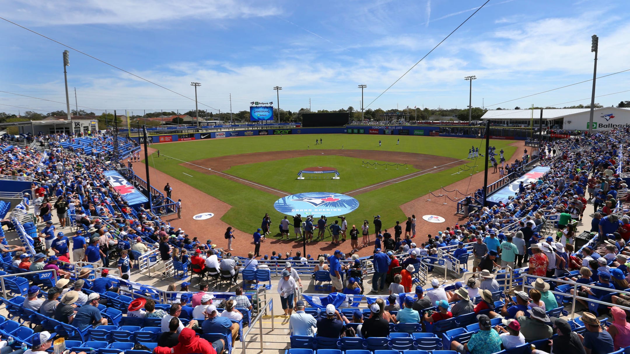 Blue Jays may play home games at spring training stadium