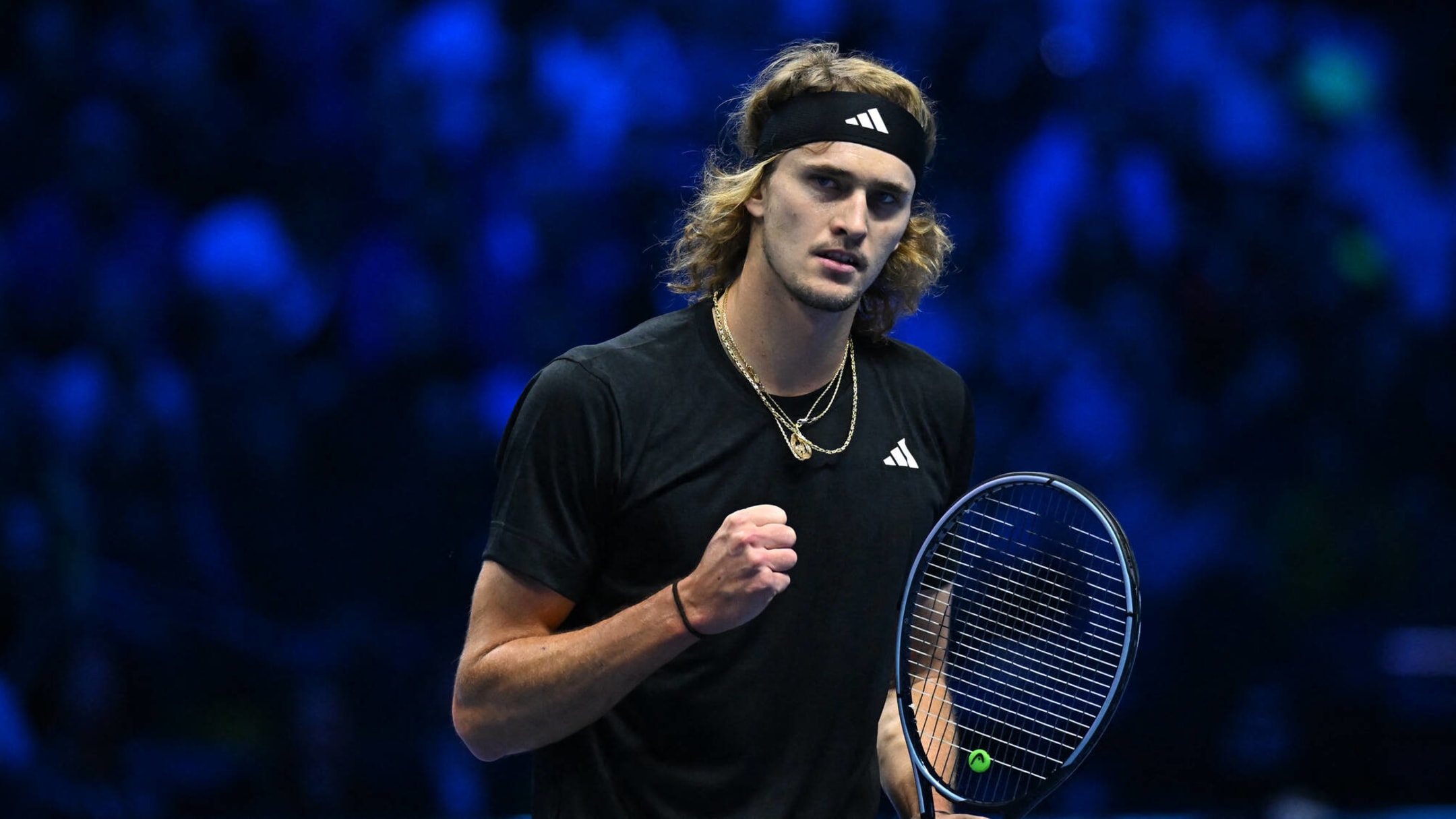 Alexander Zverev continues ATP Finals push with 50th match win of 2023