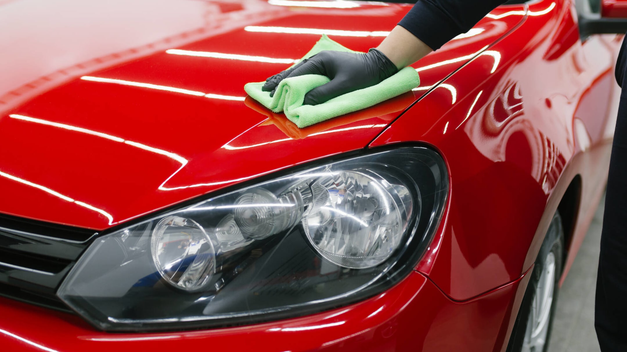 10 Tips To Help Keep The Interior Of Your Car Clean