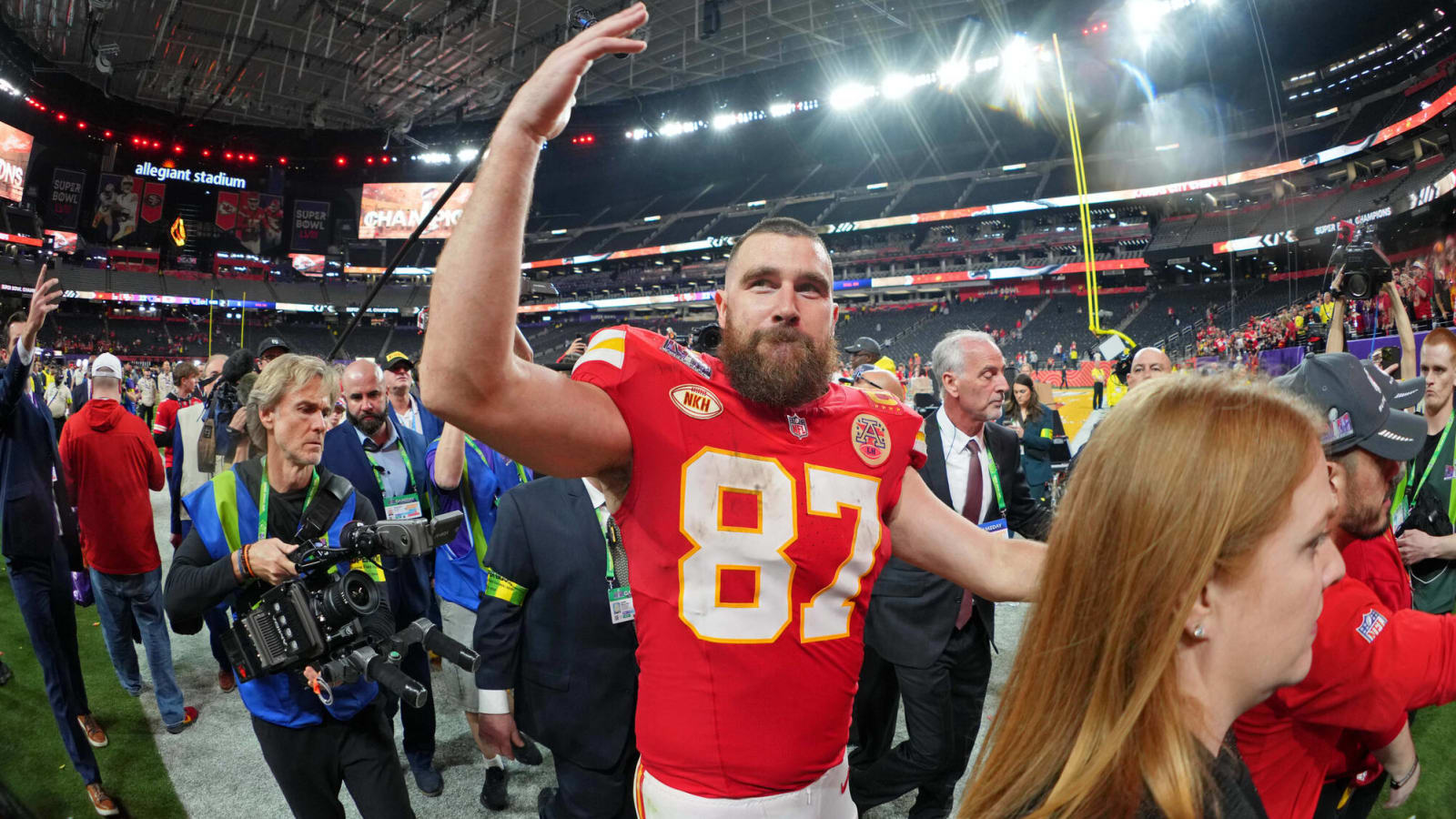 Chiefs’ Travis Kelce Makes Major Decision On NFL Future