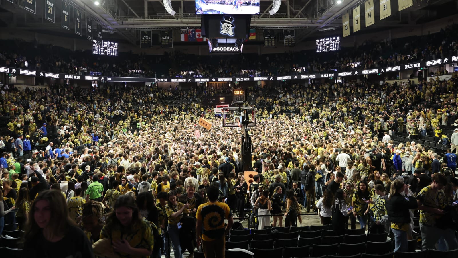 ESPN analyst says court storming could 'stop tomorrow'