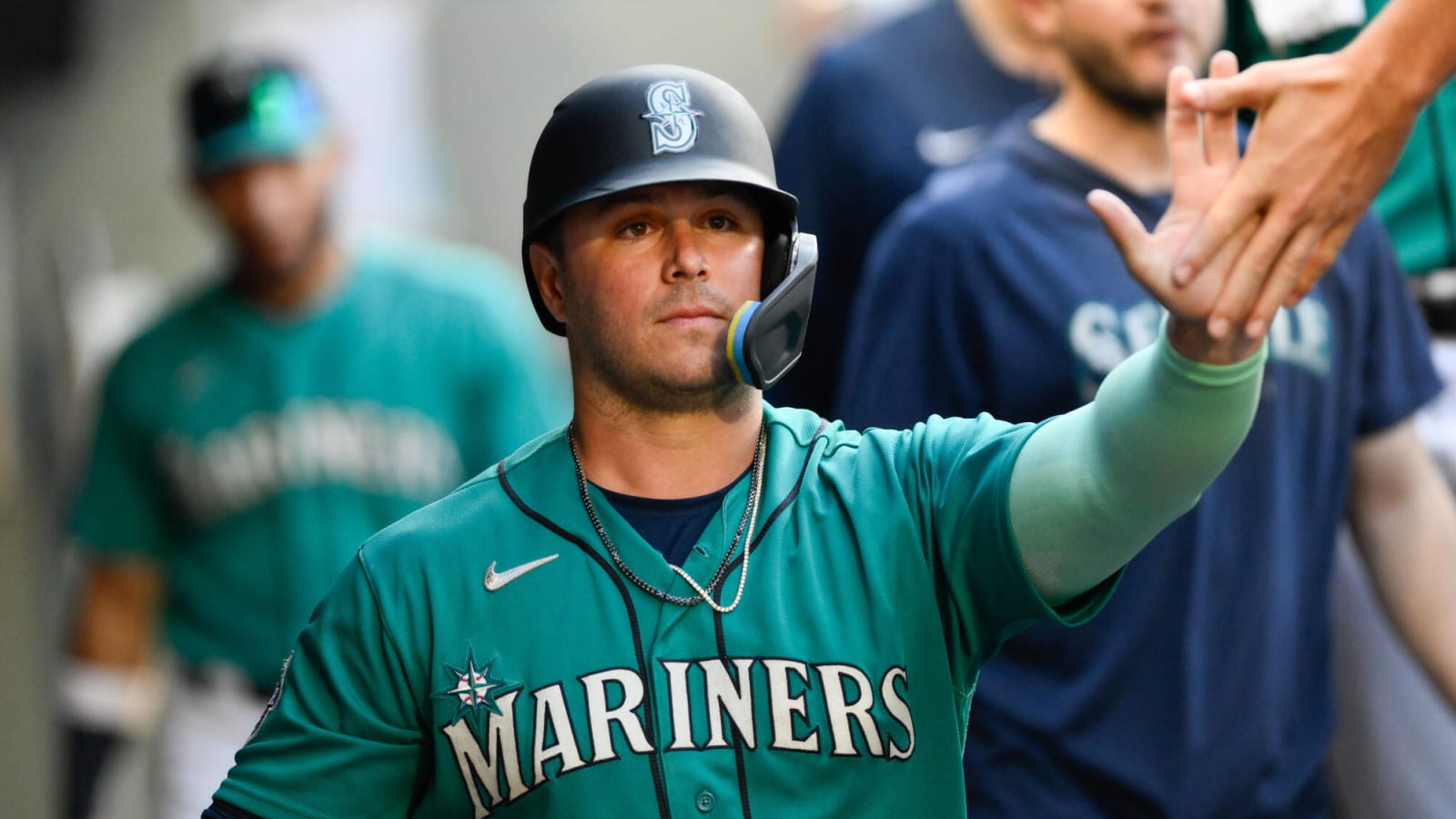 Report Mariners listening to trade offers for two AllStar players