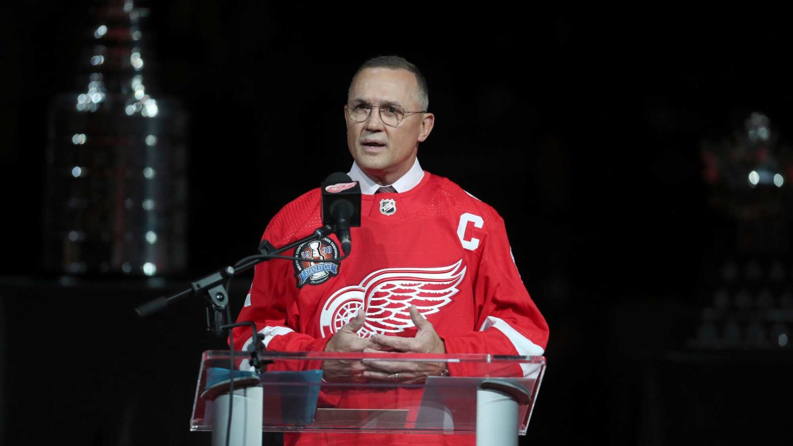 Steve Yzerman Publicly Blasts His Players For Detroit&#39;s Poor Start To The Season