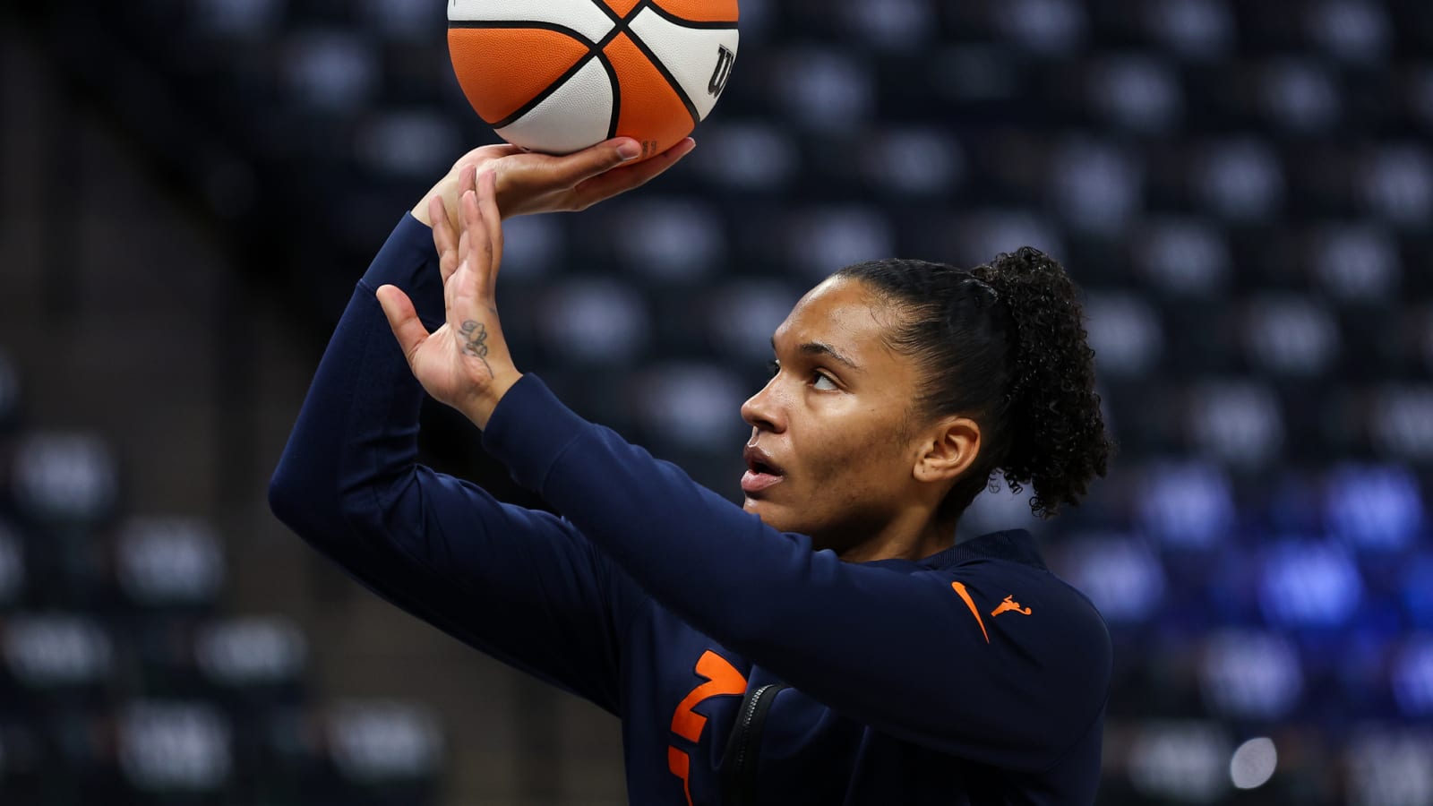  Mercury trade for Suns’ star Alyssa Thomas