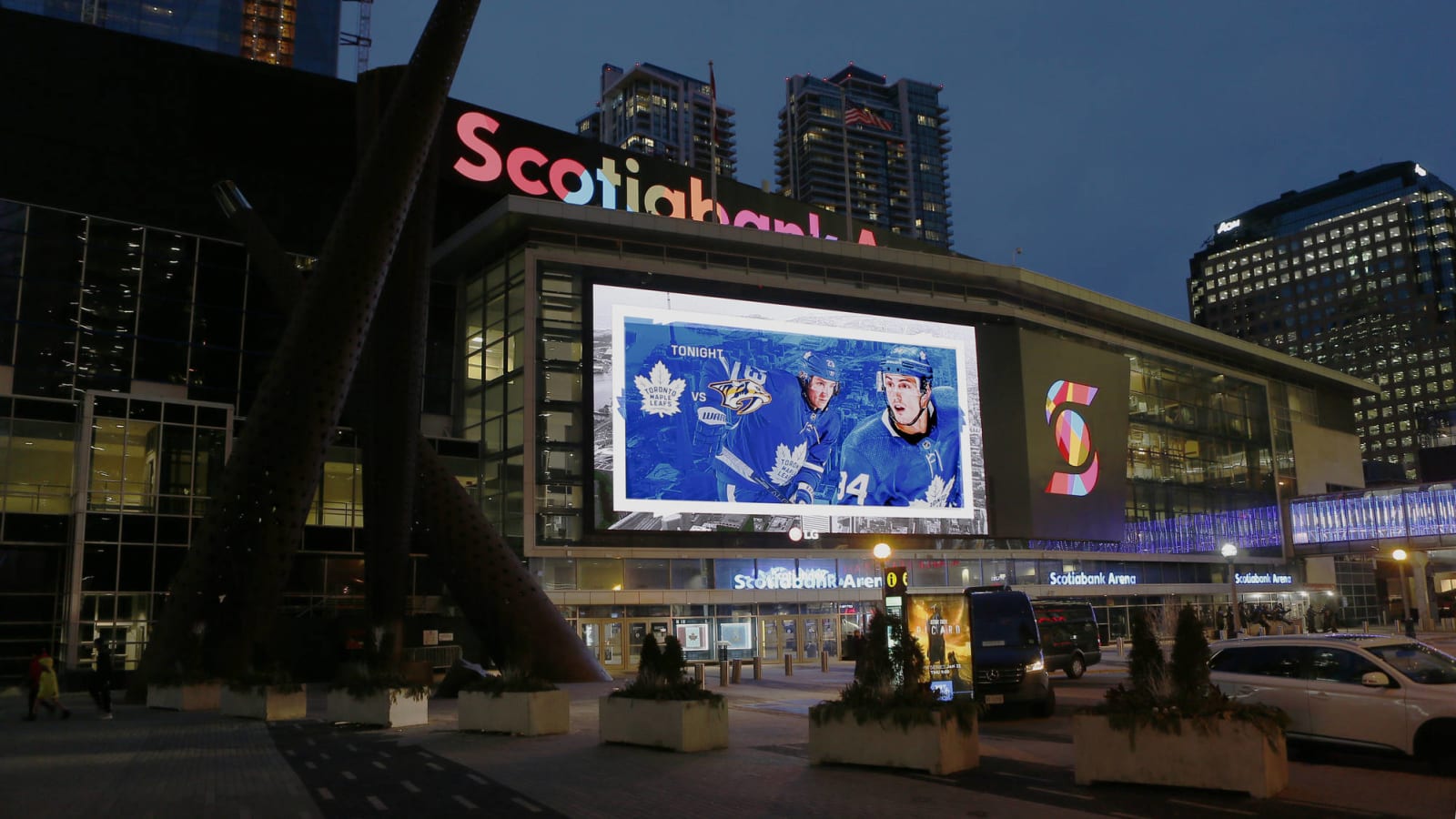 Report: NHL to roll with two Canadian hub cities for return to play 