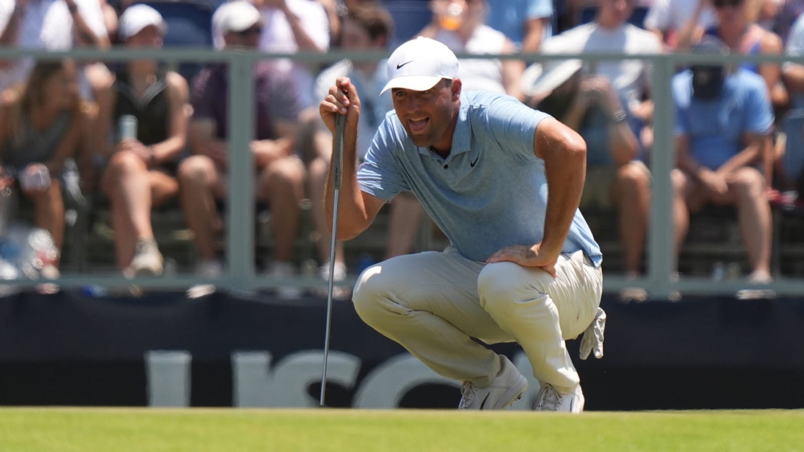 Schottie Scheffler considering change to help with majors
