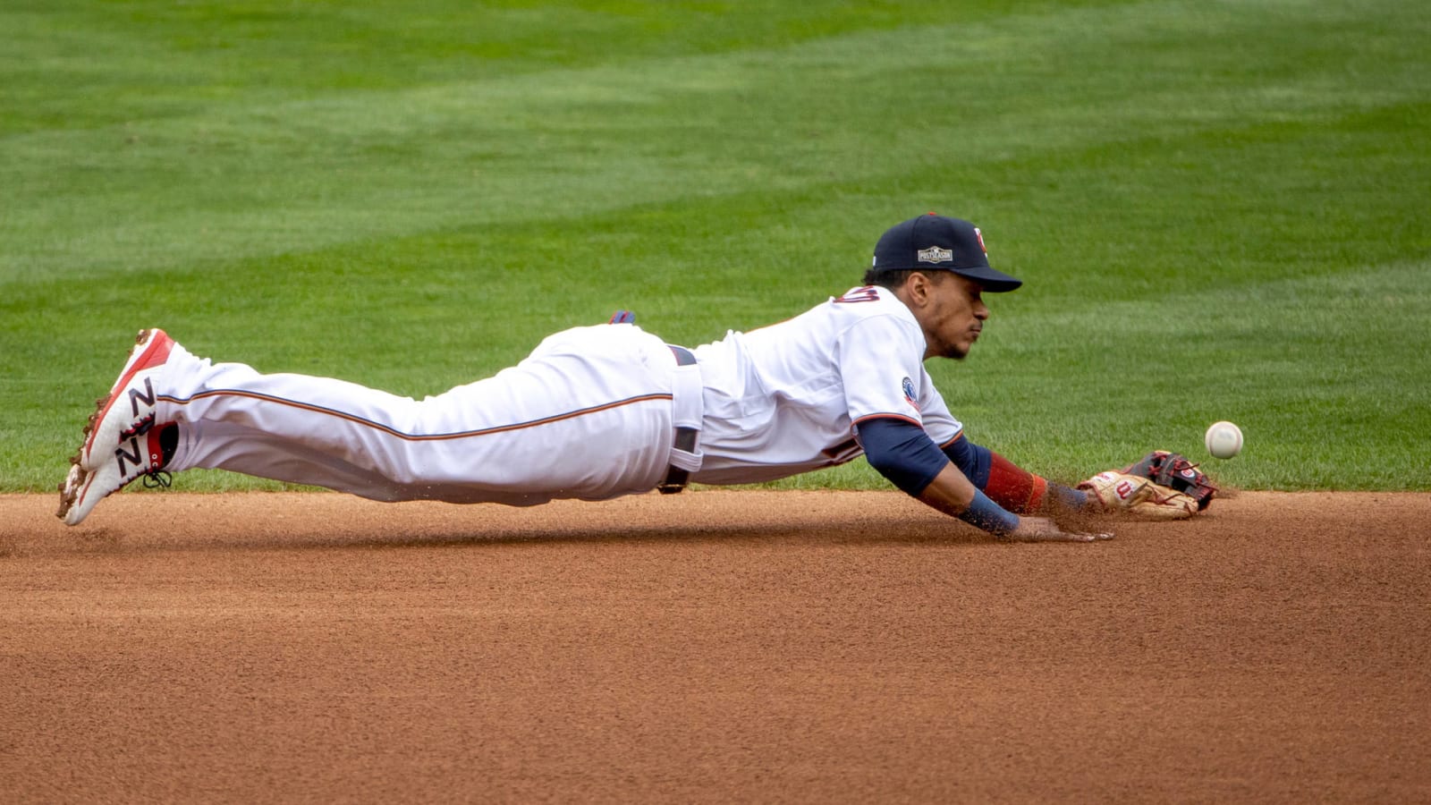 Twins drop Game 1; postseason losing streak hits 17 games