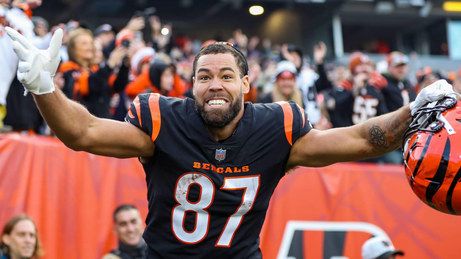 Watch: C.J. Uzomah does ‘Ickey Shuffle’ after scoring TD for Bengals