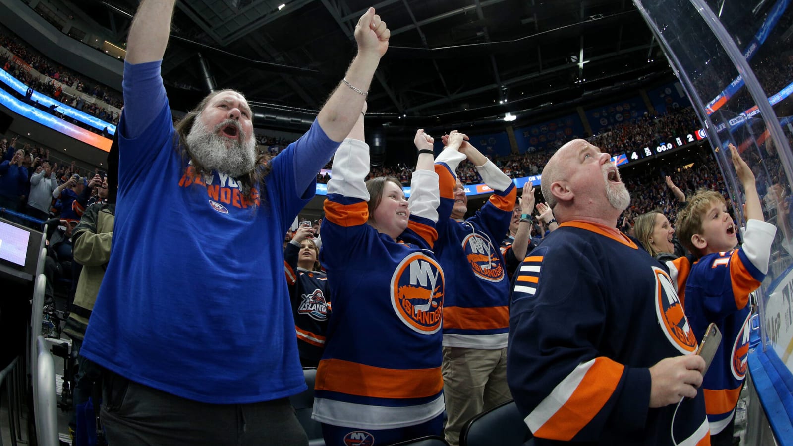 Islanders' win breaks NY-NJ sports' nearly 30-year drought