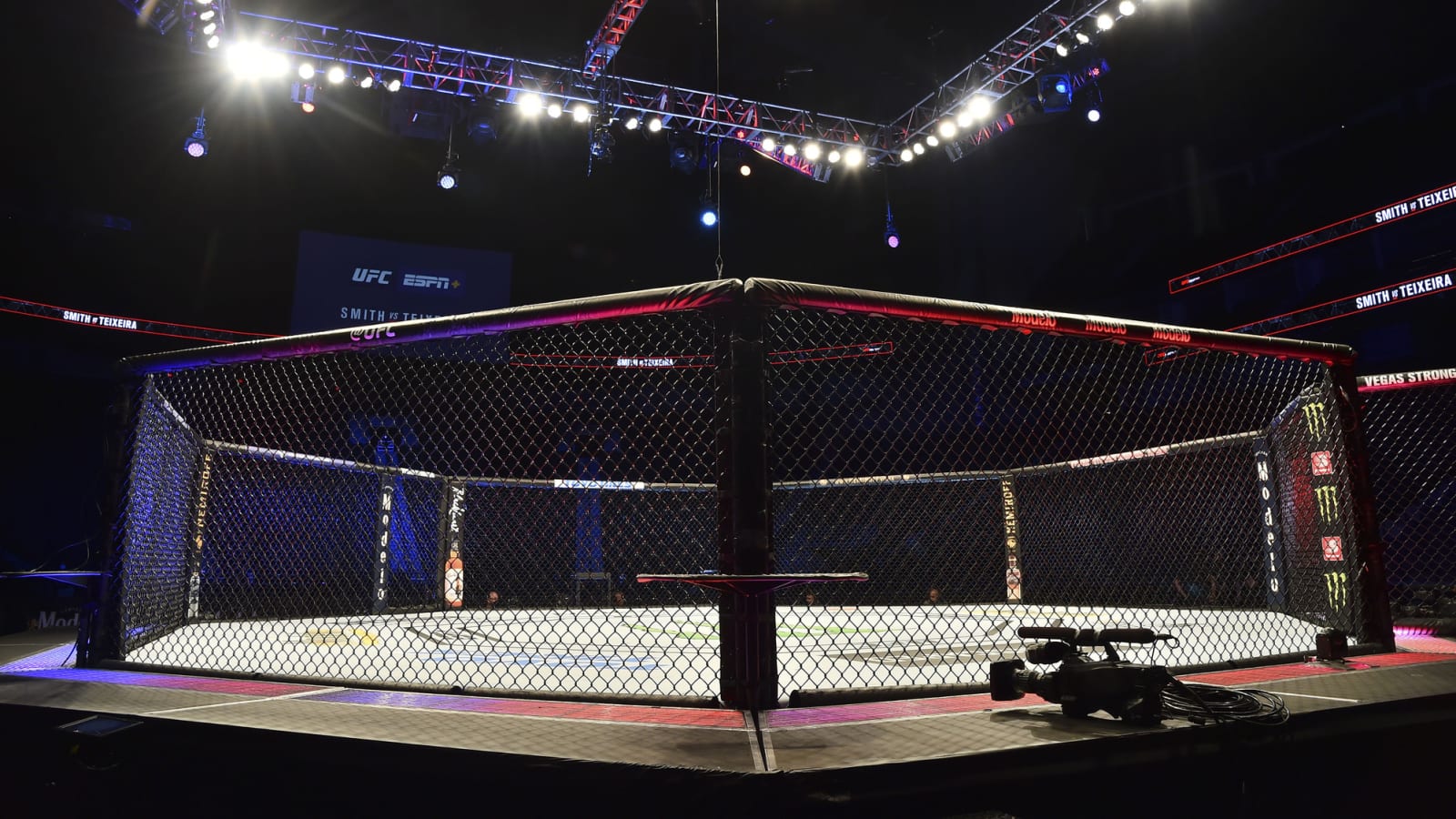 DWCS Week 2: Kuniev melts Cunha for buzzer-beating KO win
