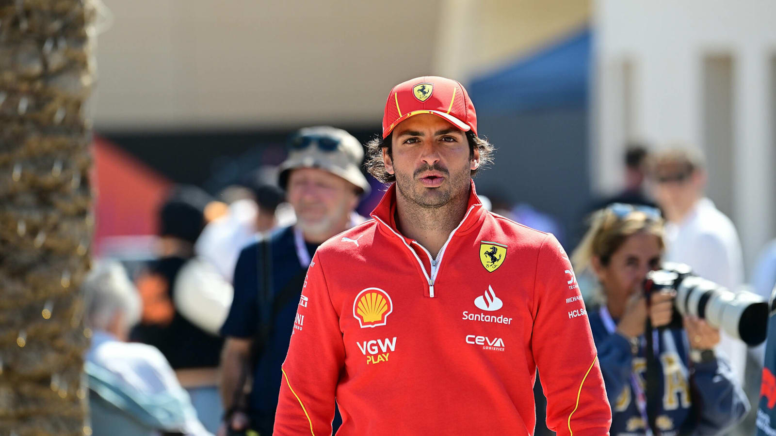 Watch: 'Remember me for the rest of your life,' Carlos Sainz gives Charles Leclerc a wholesome parting-gift for their post-teammate era