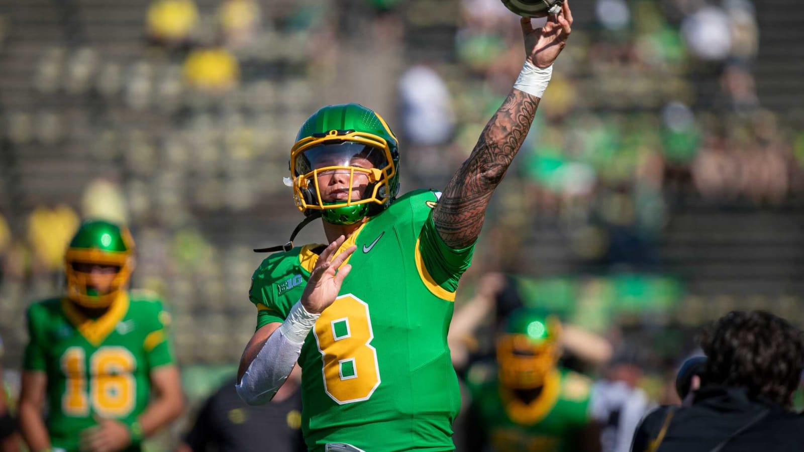 Oregon Ducks QB Dillon Gabriel points out key areas that the offense