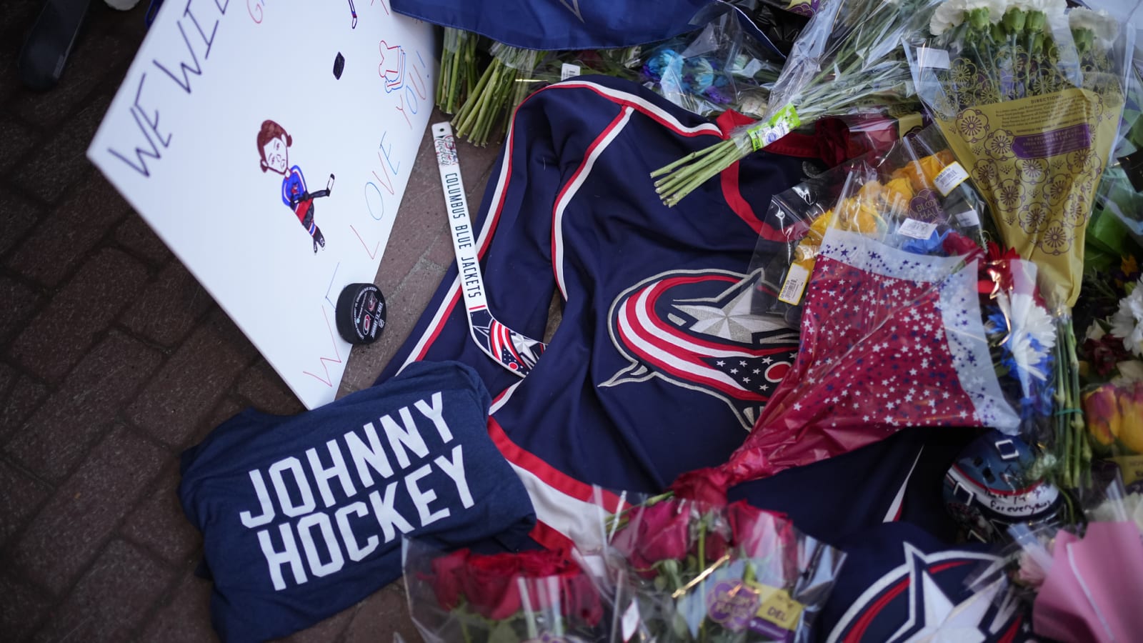 Maple Leafs GM Brad Treliving carries out amazing gesture to honor Johnny and Matthew Gaudreau