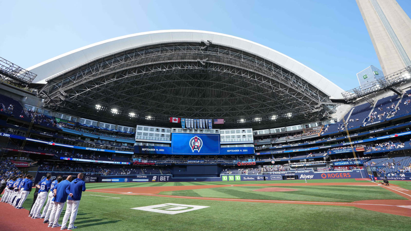 Examining the best seats at the Rogers Centre for catching home run souvenirs