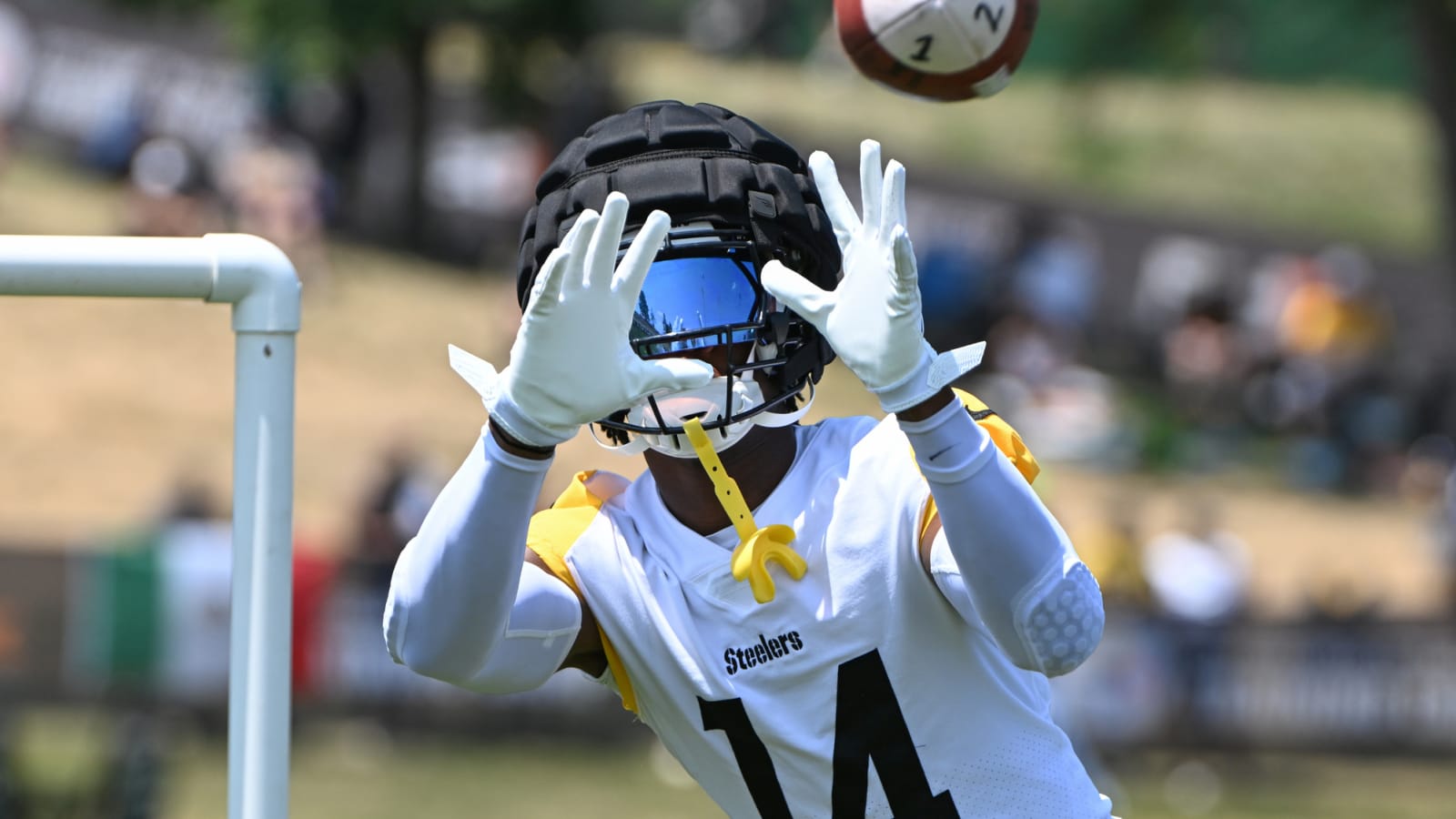 Steelers’ George Pickens reveals how he feels about possible trade for 49ers’ Brandon Aiyuk