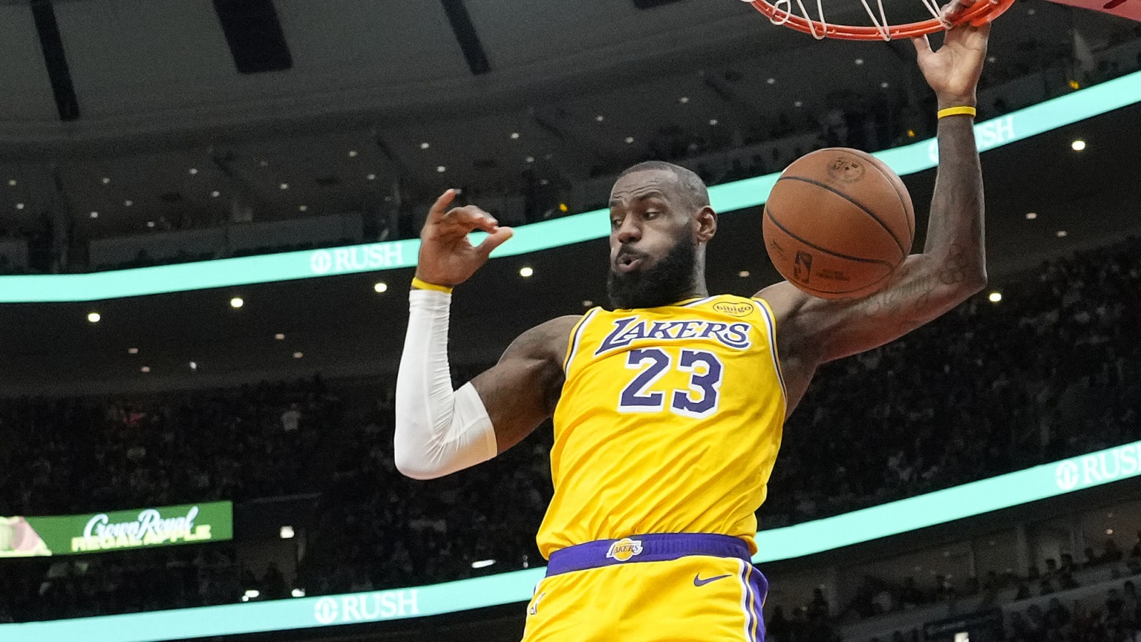 Report: LeBron James will likely decline 2025-26 player option and sign new contract with Lakers