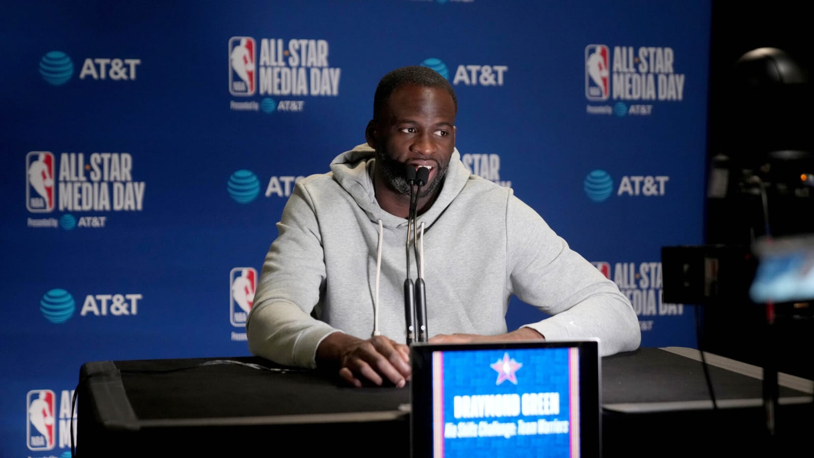 NBA Icon Oscar Robertson Rips Draymond Green For Saying League Is Boring: ‘If He’s Not Passing The Ball To Stephen Curry, Then What Is He Doing?’