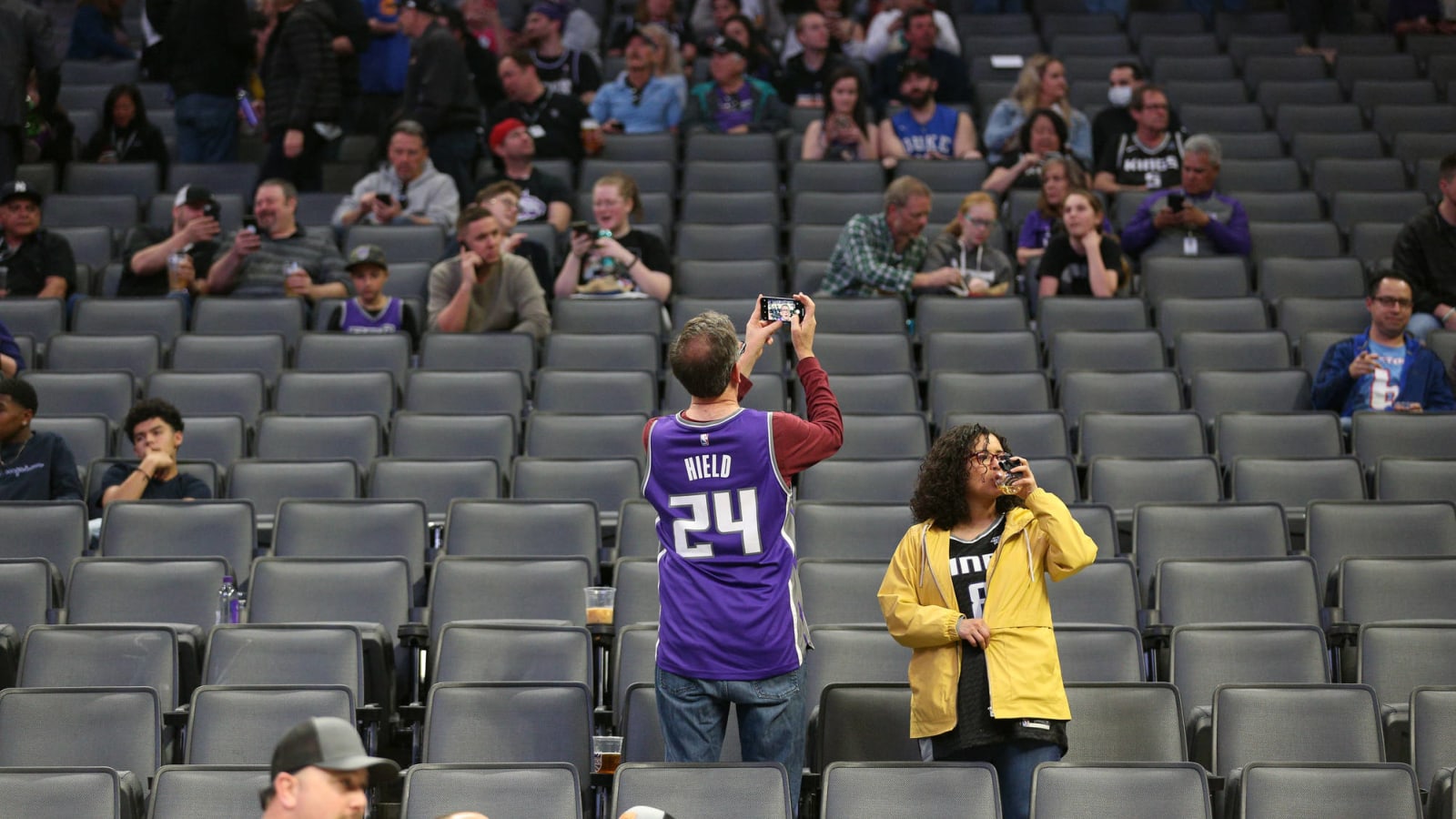 ESPN study: Fans want sports back even if they can't attend games 